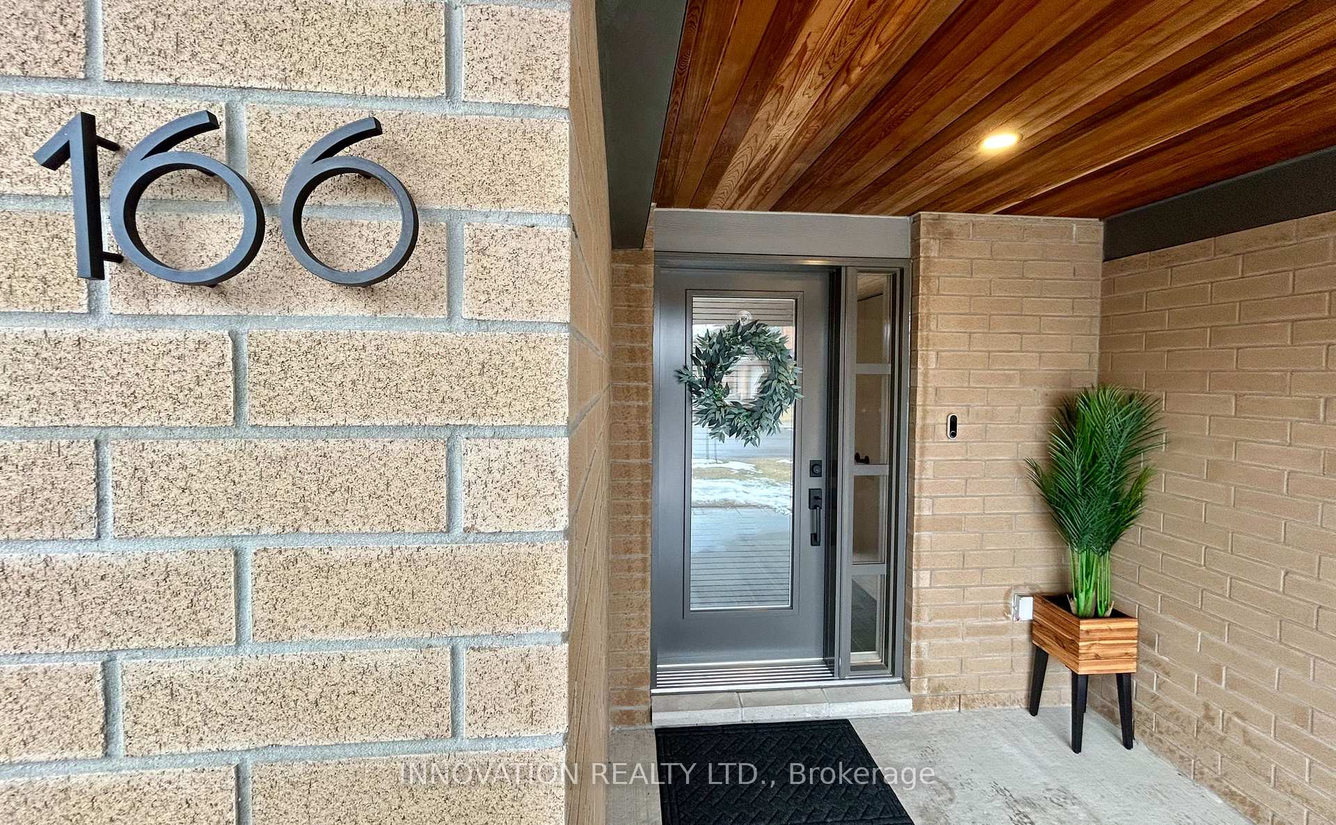 Photo 2 of 166 Shuttleworth Drive, Ottawa, Leitrim — HOMEH