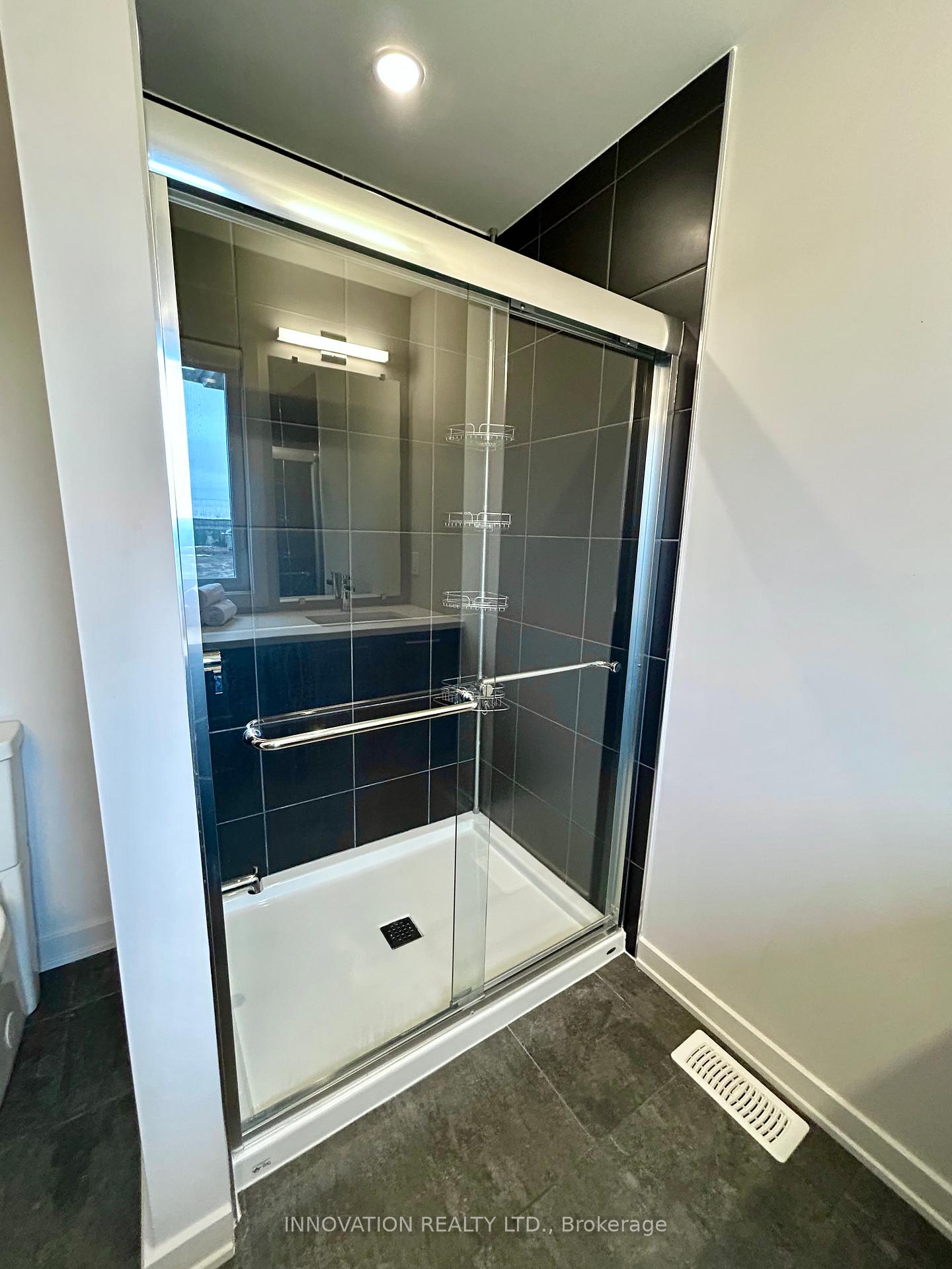 Photo 20 of 166 Shuttleworth Drive, Ottawa, Leitrim — HOMEH