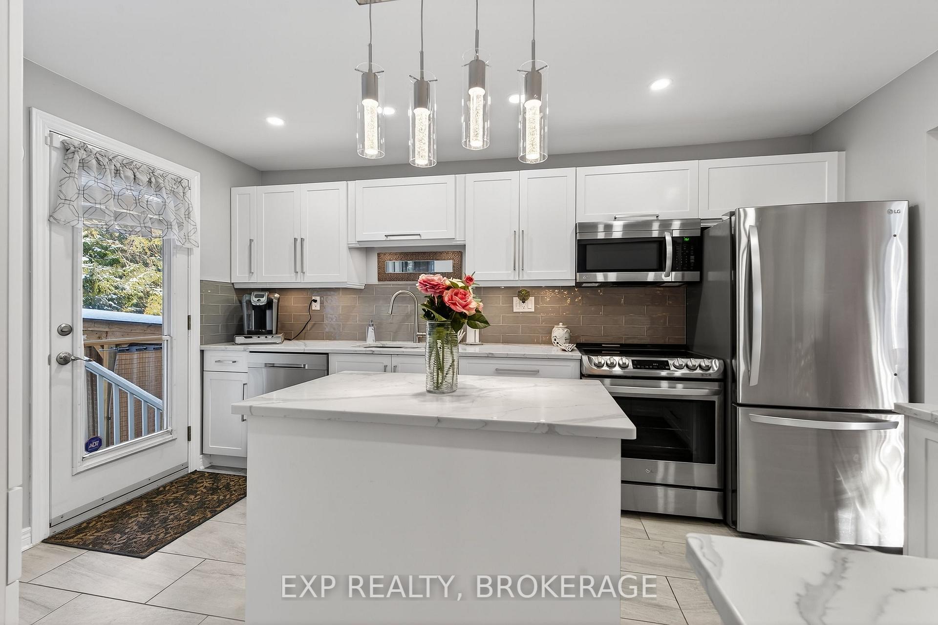 Photo 18 of 1048 Bauder Crescent, Kingston, North of Taylor-Kidd Blvd — HOMEH