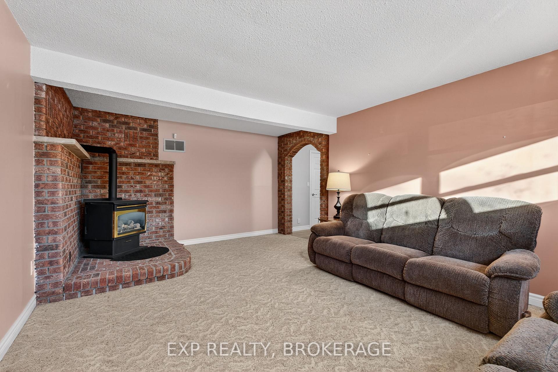 Photo 28 of 1048 Bauder Crescent, Kingston, North of Taylor-Kidd Blvd — HOMEH