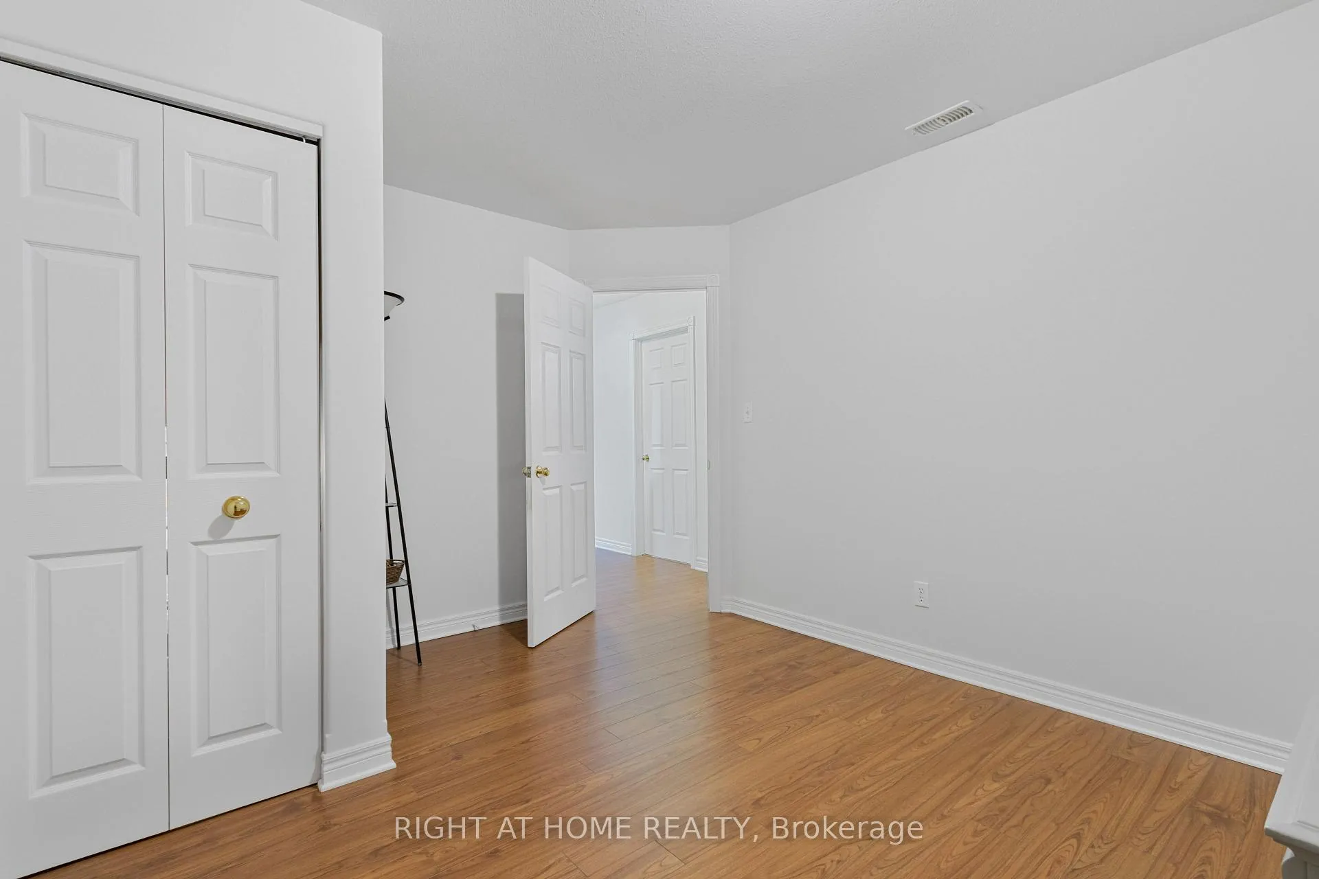 Photo 28 of 9 Discovery Court, Chatham-Kent, NE — HOMEH