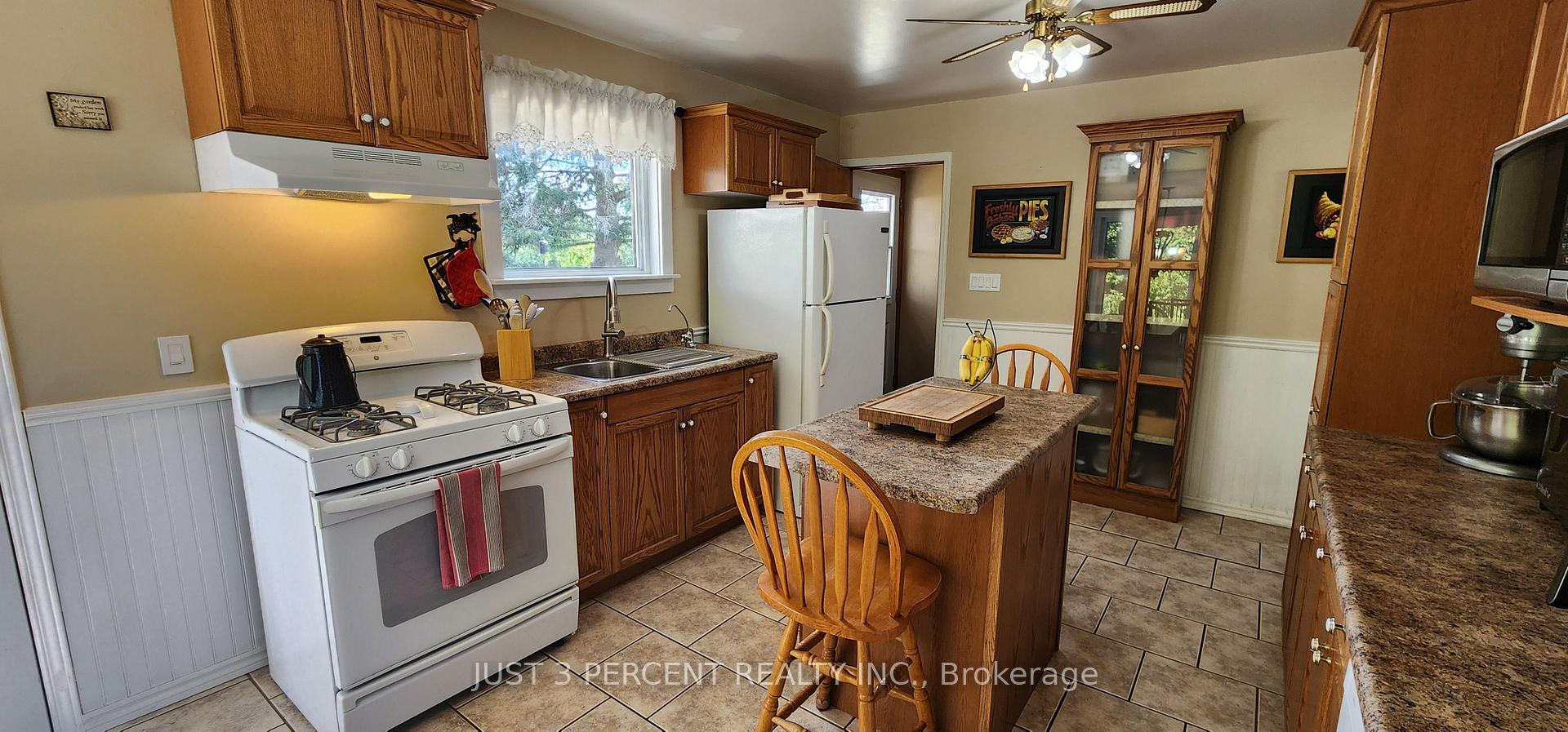 Photo 10 of 2840 Deloro Road, Madoc — HOMEH