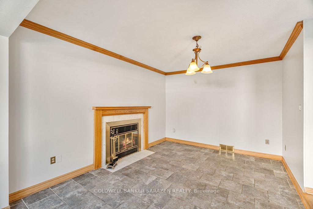 Photo 15 of 121 Topley Crescent, Ottawa, Hunt Club Park — HOMEH