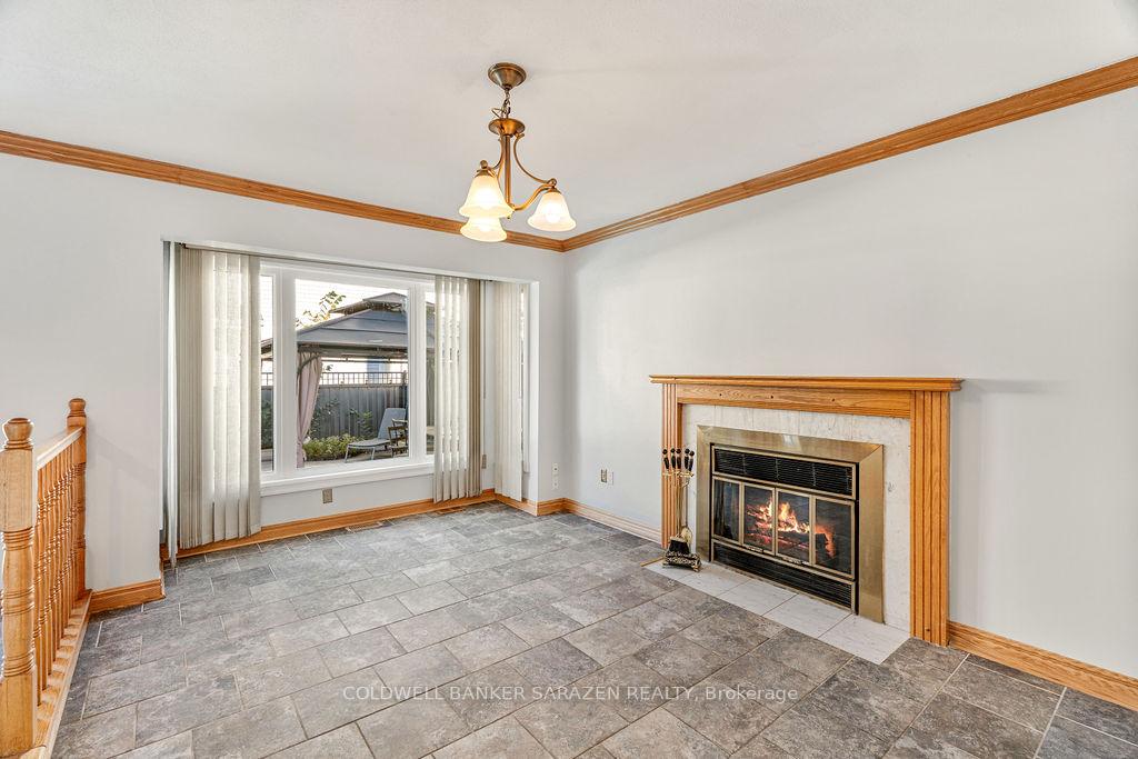 Photo 18 of 121 Topley Crescent, Ottawa, Hunt Club Park — HOMEH