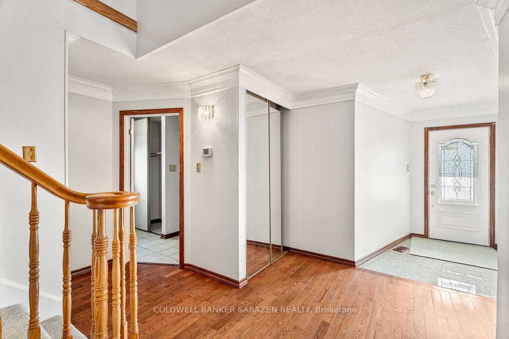 Photo 19 of 121 Topley Crescent, Ottawa, Hunt Club Park — HOMEH