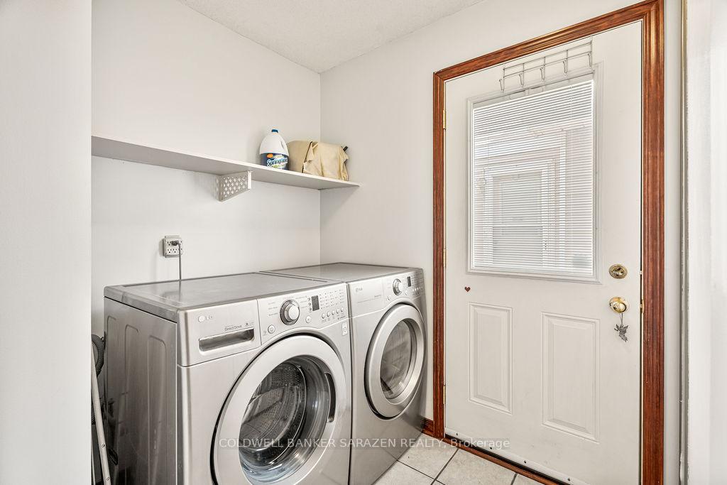 Photo 20 of 121 Topley Crescent, Ottawa, Hunt Club Park — HOMEH