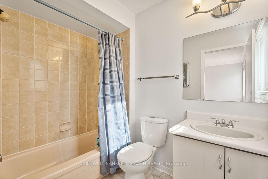Photo 35 of 121 Topley Crescent, Ottawa, Hunt Club Park — HOMEH