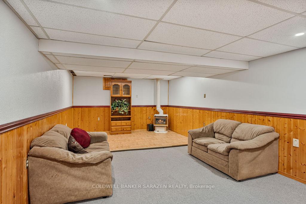 Photo 43 of 121 Topley Crescent, Ottawa, Hunt Club Park — HOMEH