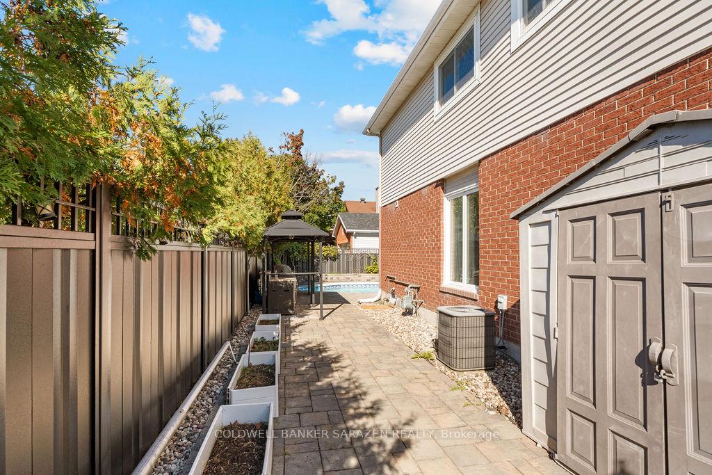 Photo 48 of 121 Topley Crescent, Ottawa, Hunt Club Park — HOMEH