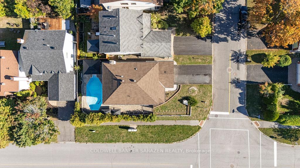 Photo 49 of 121 Topley Crescent, Ottawa, Hunt Club Park — HOMEH