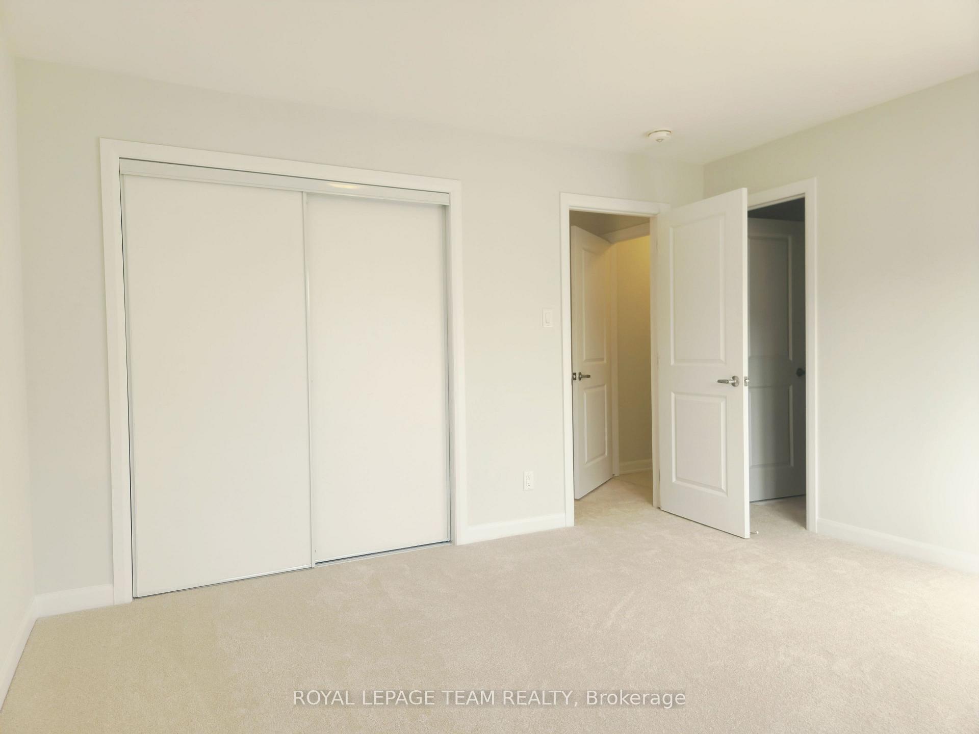Photo 19 of 723 Fairline Row, Ottawa, Kanata - Emerald Meadows/Trailwest — HOMEH