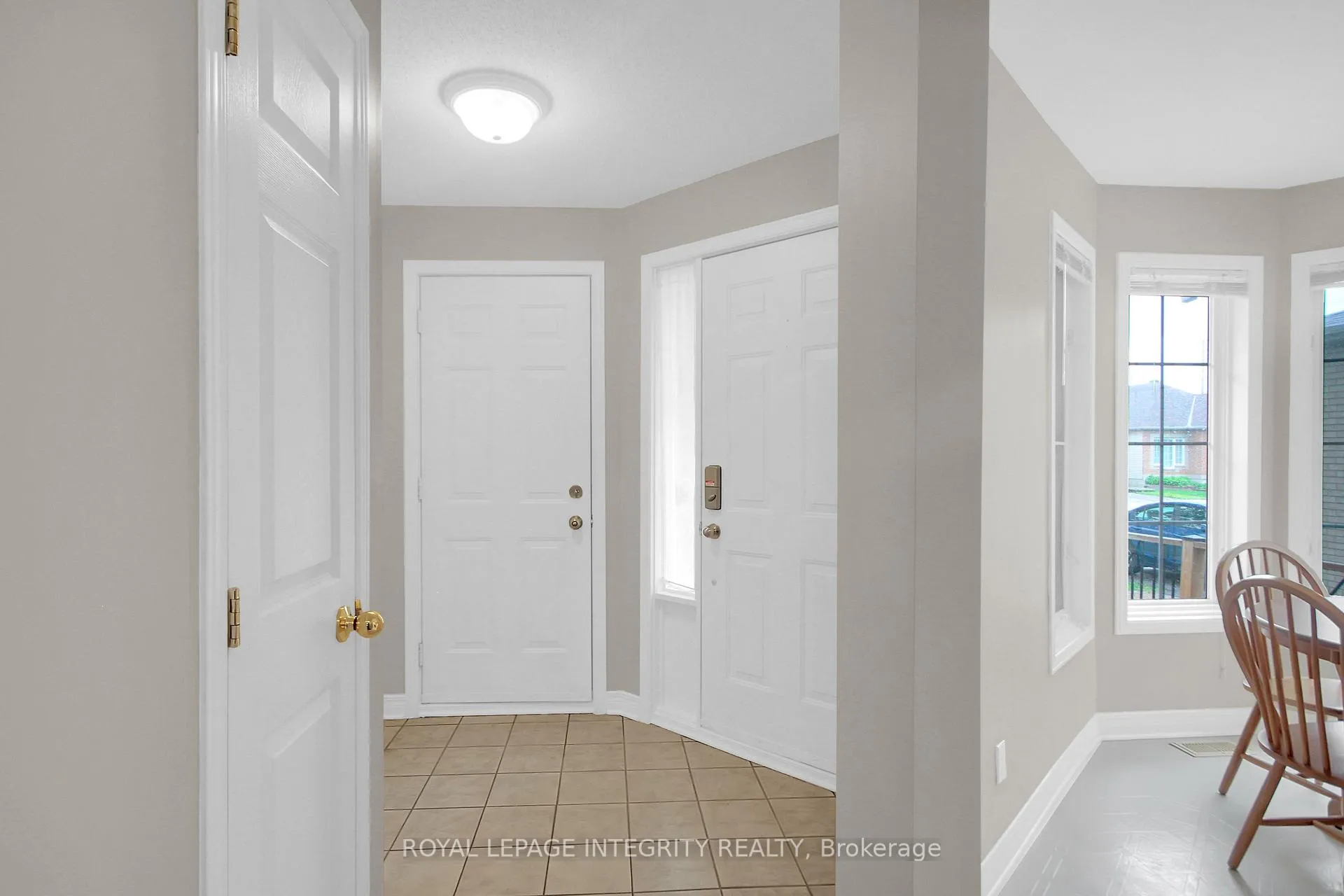 Photo 6 of 22 Halkirk Avenue, Ottawa, Kanata - Glencairn/Hazeldean — HOMEH