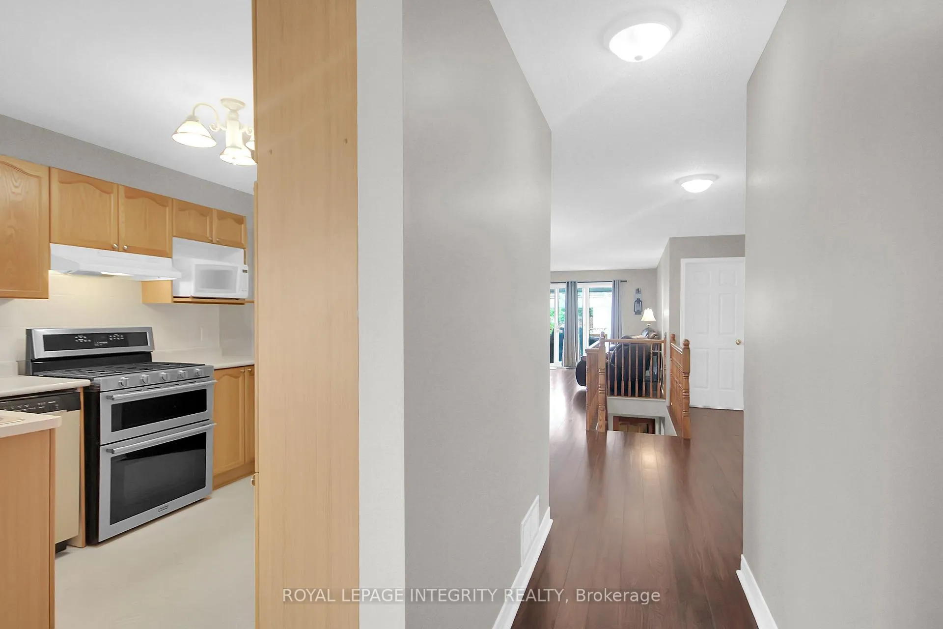 Photo 8 of 22 Halkirk Avenue, Ottawa, Kanata - Glencairn/Hazeldean — HOMEH