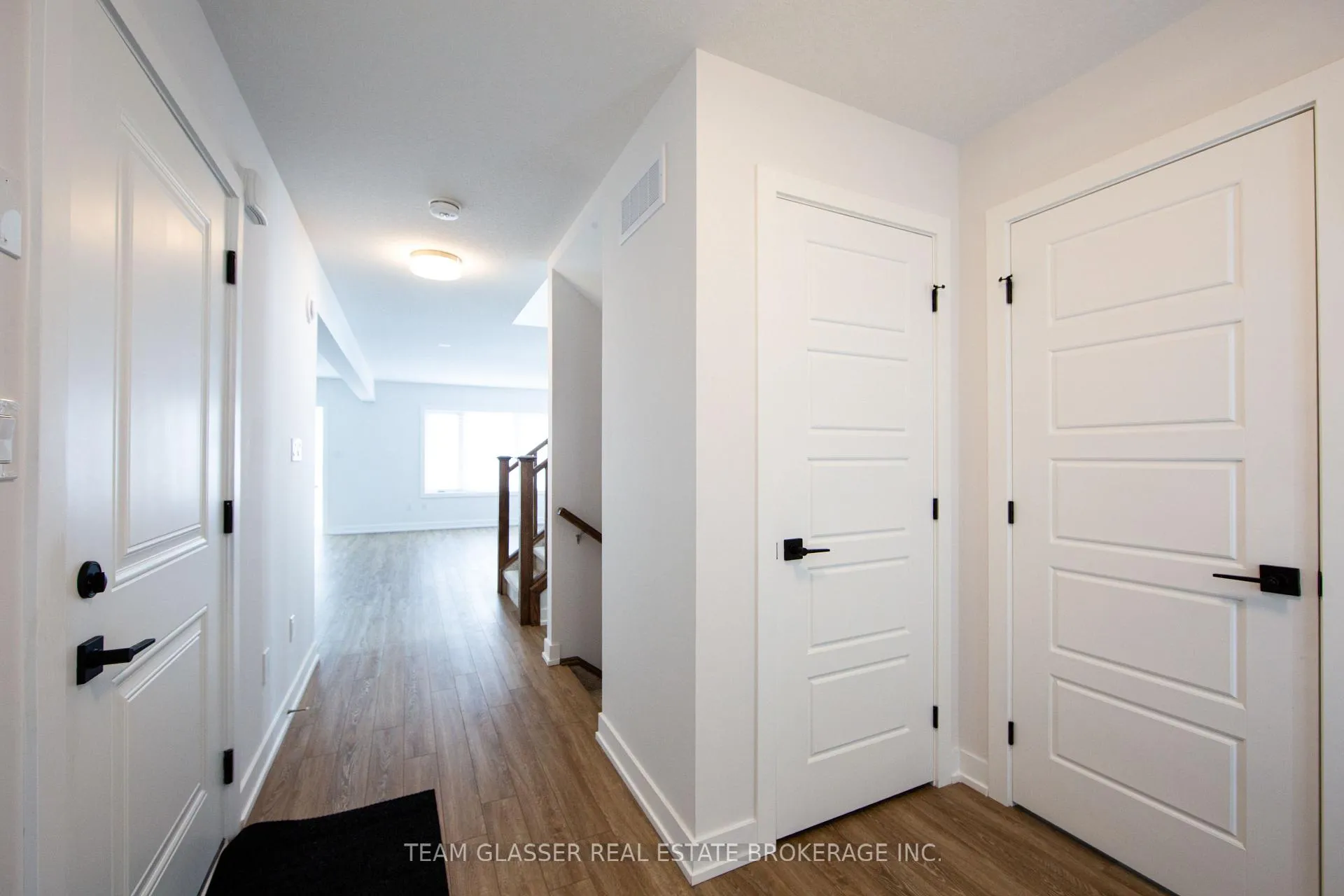 Photo 5 of 185 Renaissance Drive, St. Thomas — HOMEH