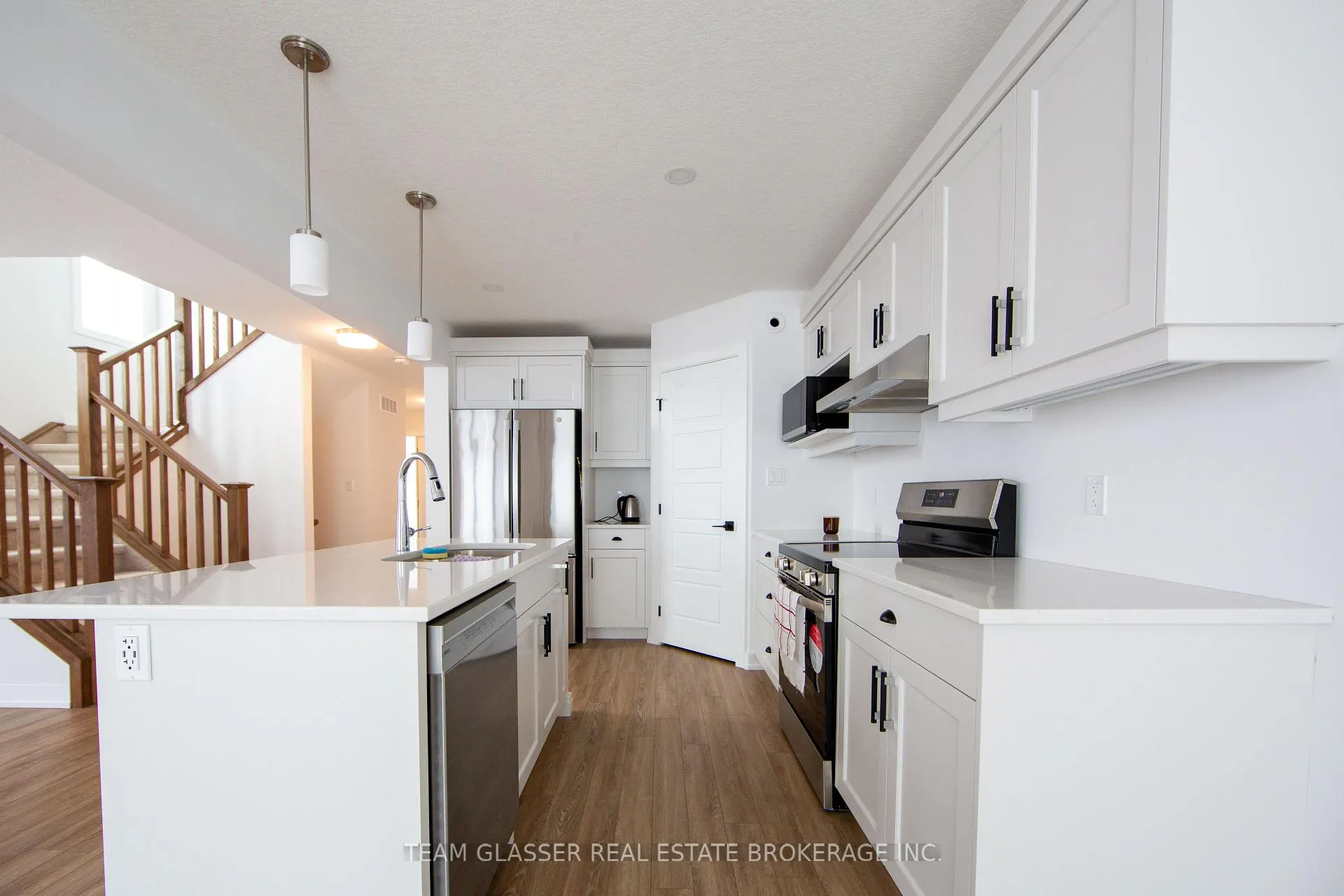 Photo 12 of 185 Renaissance Drive, St. Thomas — HOMEH