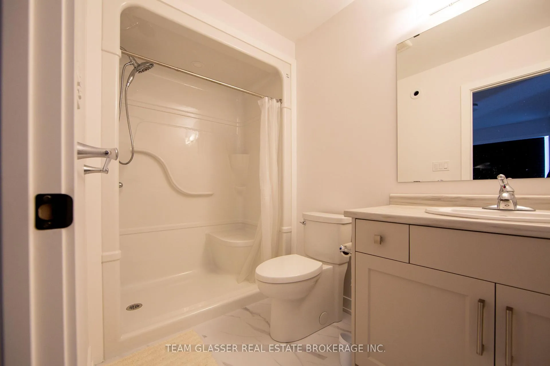 Photo 17 of 185 Renaissance Drive, St. Thomas — HOMEH