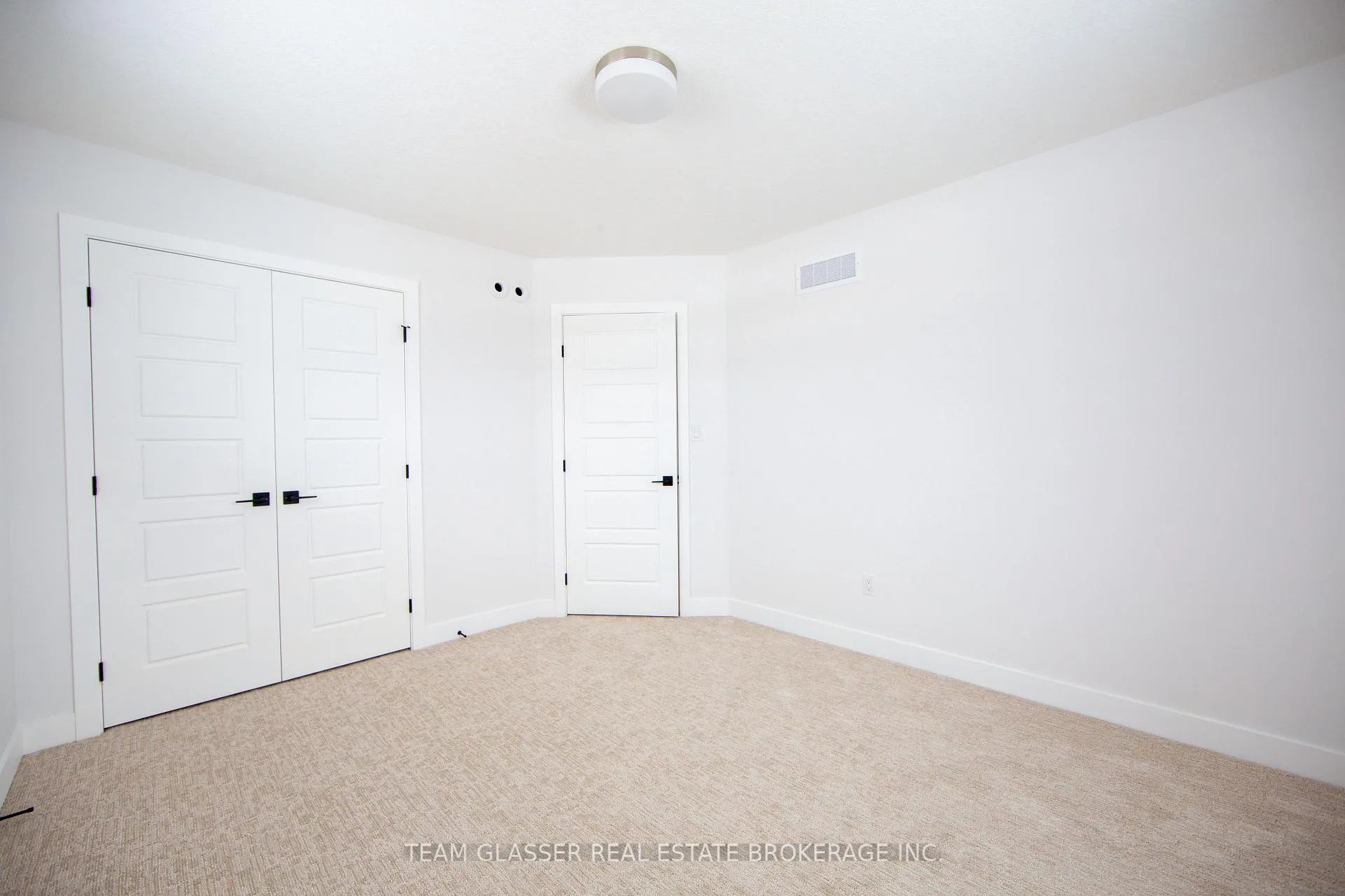 Photo 23 of 185 Renaissance Drive, St. Thomas — HOMEH