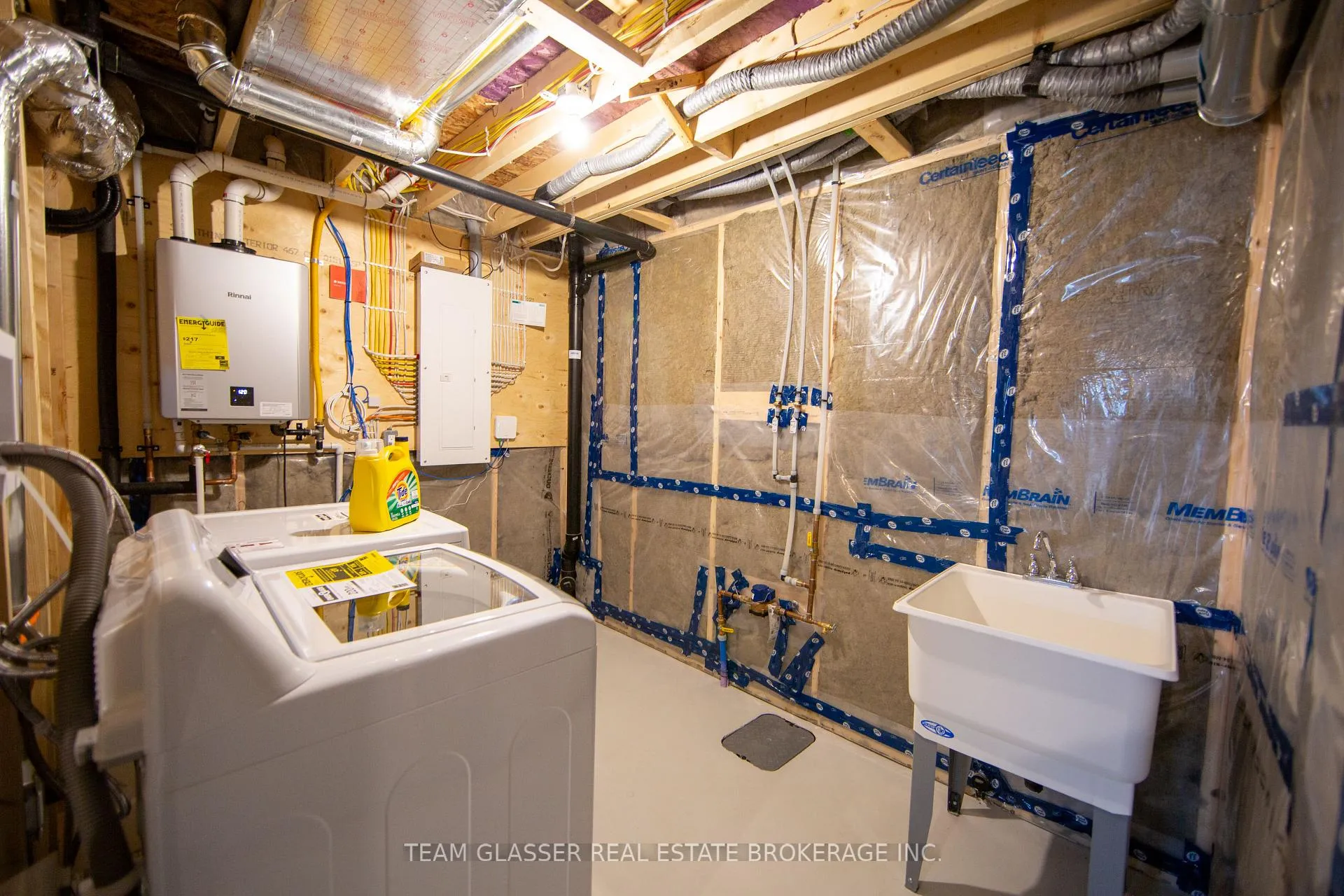 Photo 27 of 185 Renaissance Drive, St. Thomas — HOMEH