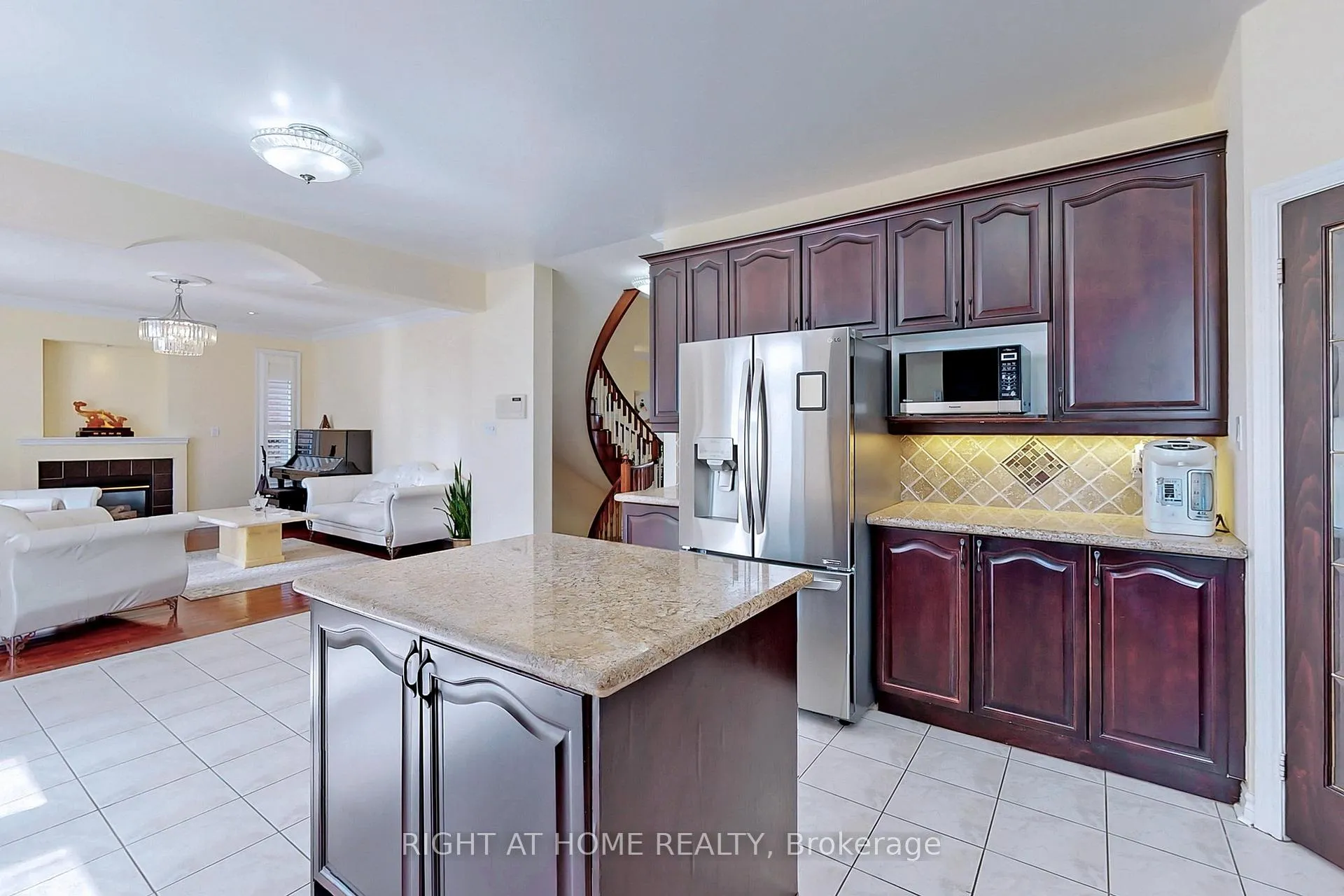 Photo 20 of 861 Strouds Lane, Pickering, Amberlea — HOMEH