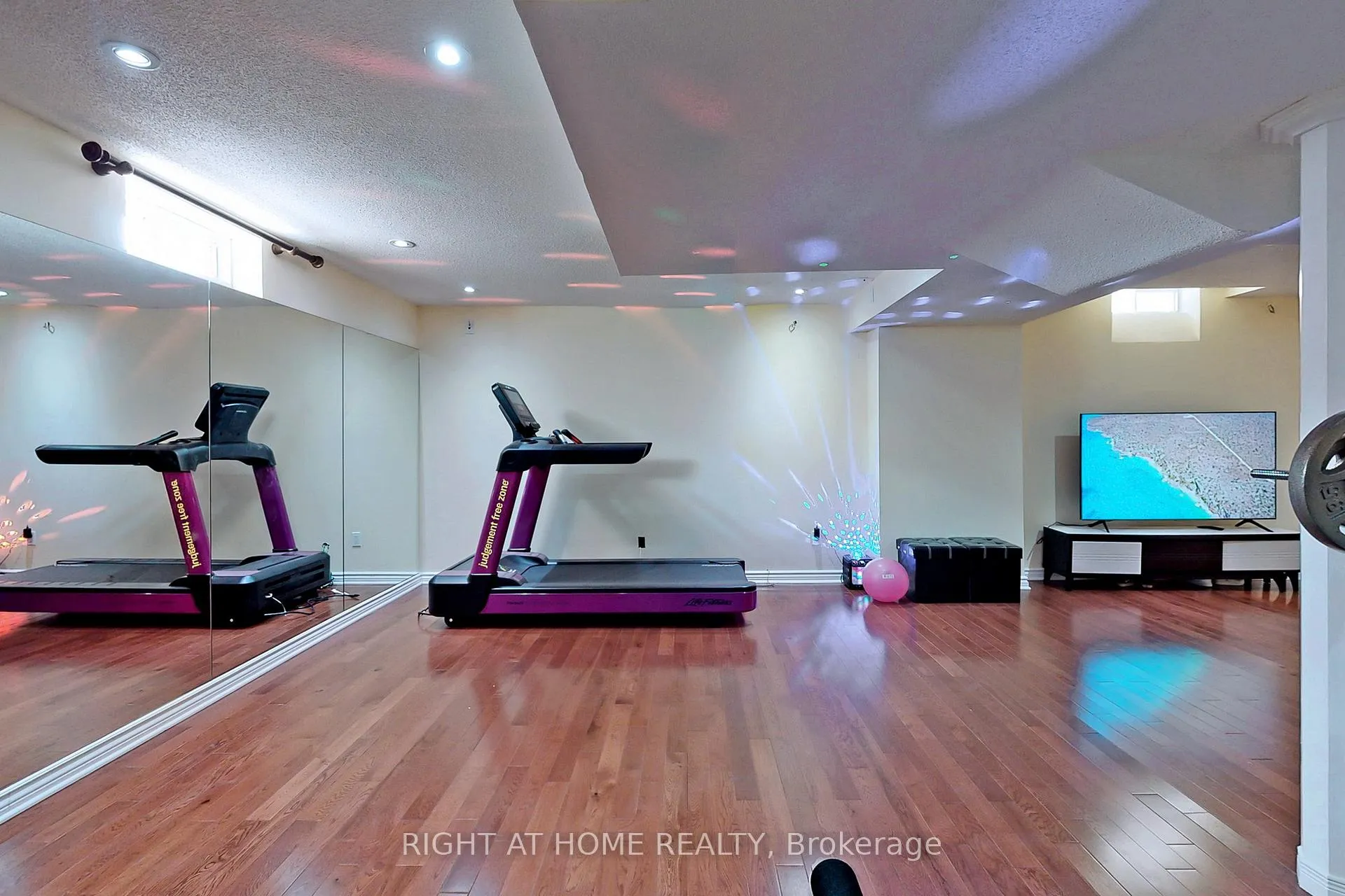 Photo 37 of 861 Strouds Lane, Pickering, Amberlea — HOMEH