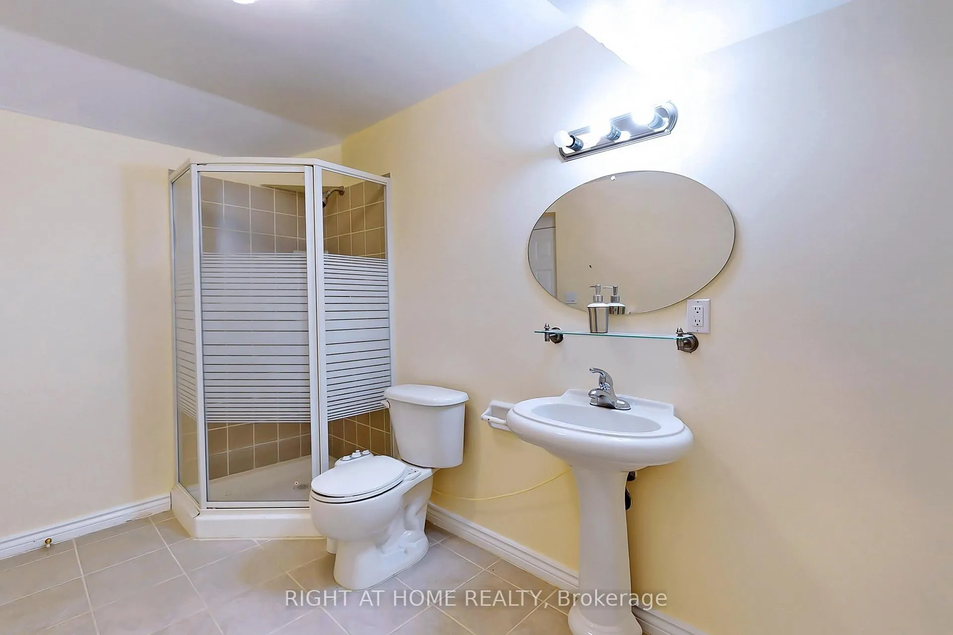 Photo 39 of 861 Strouds Lane, Pickering, Amberlea — HOMEH