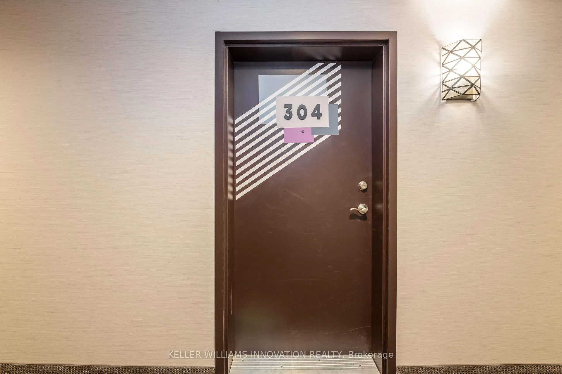 Photo 5 of Unit 304, 299 Cundles Road E, Barrie, Alliance — HOMEH