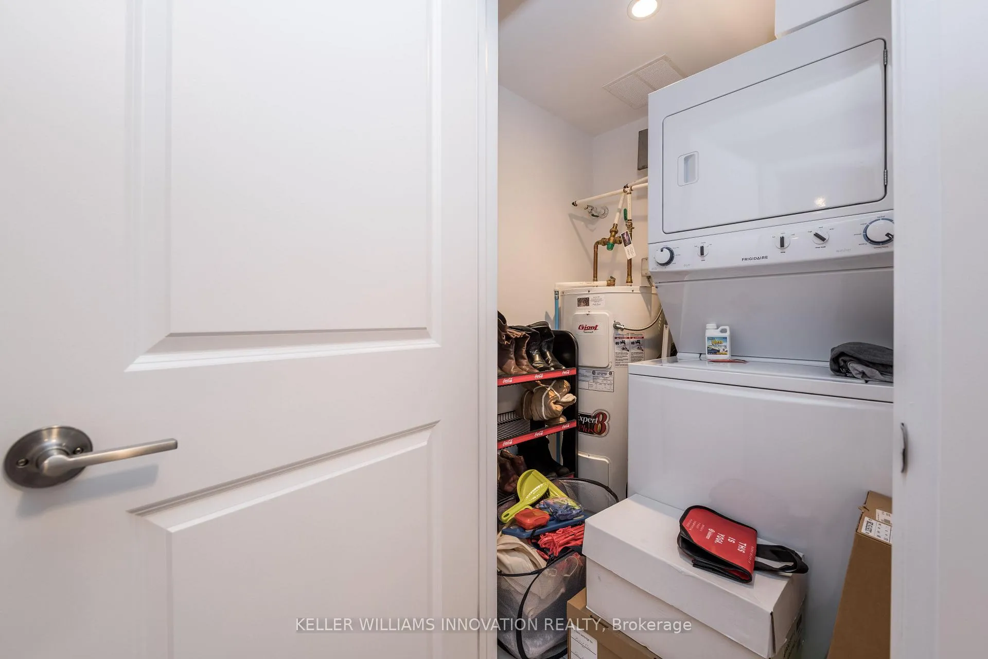Photo 17 of Unit 304, 299 Cundles Road E, Barrie, Alliance — HOMEH