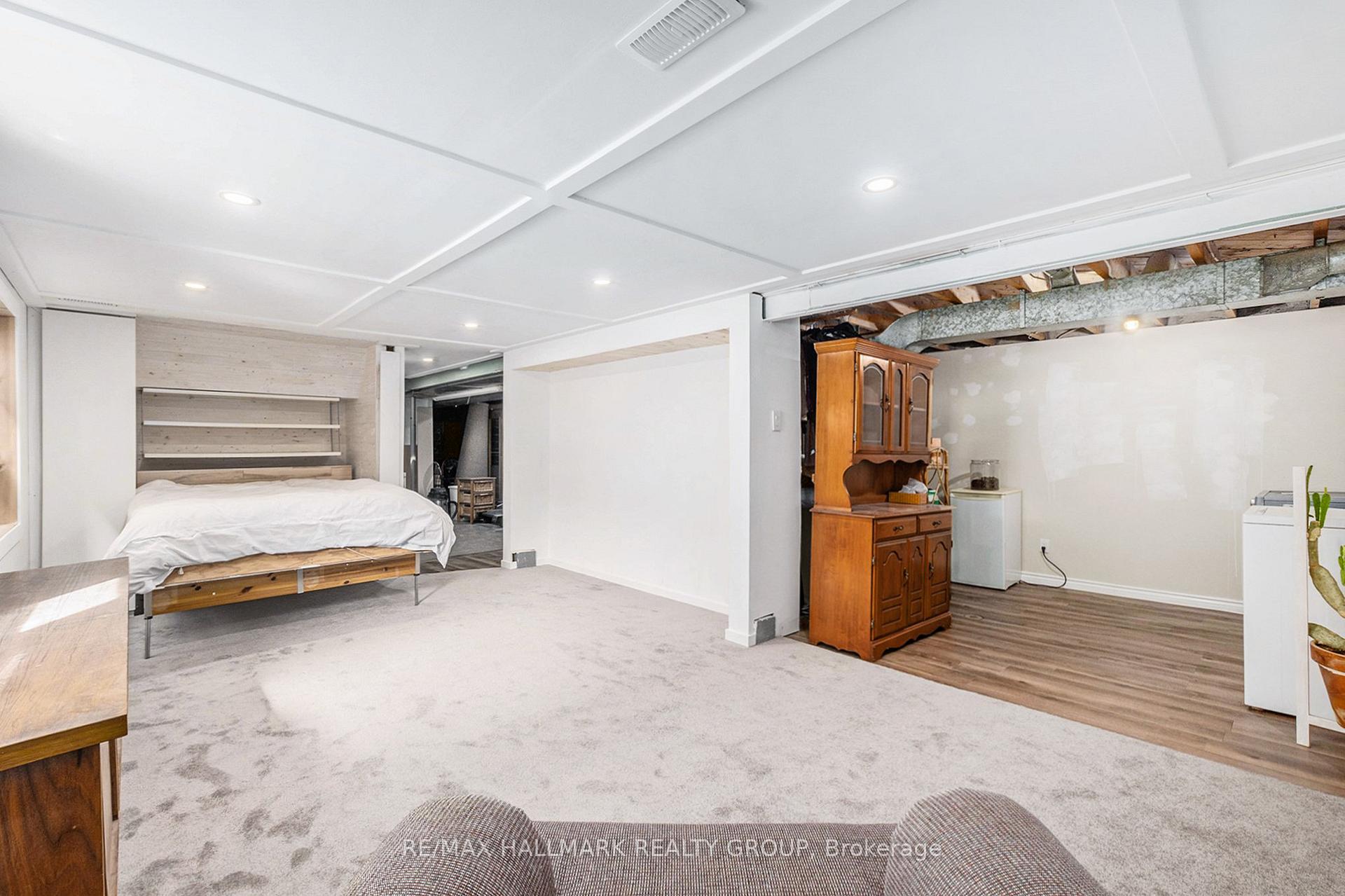 Photo 20 of 114 Fieldrow Street, Ottawa, Meadowlands/Crestview — HOMEH