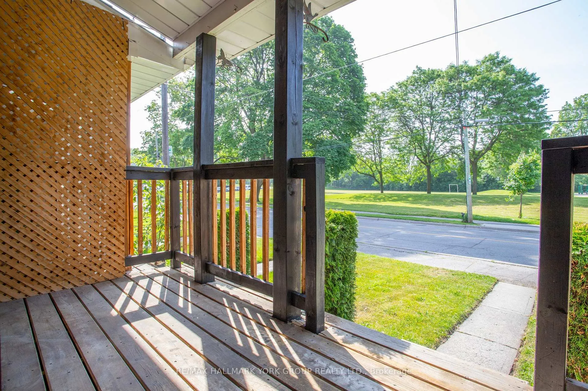 Photo 2 of 112.5 Olive Avenue, Oshawa, Central — HOMEH
