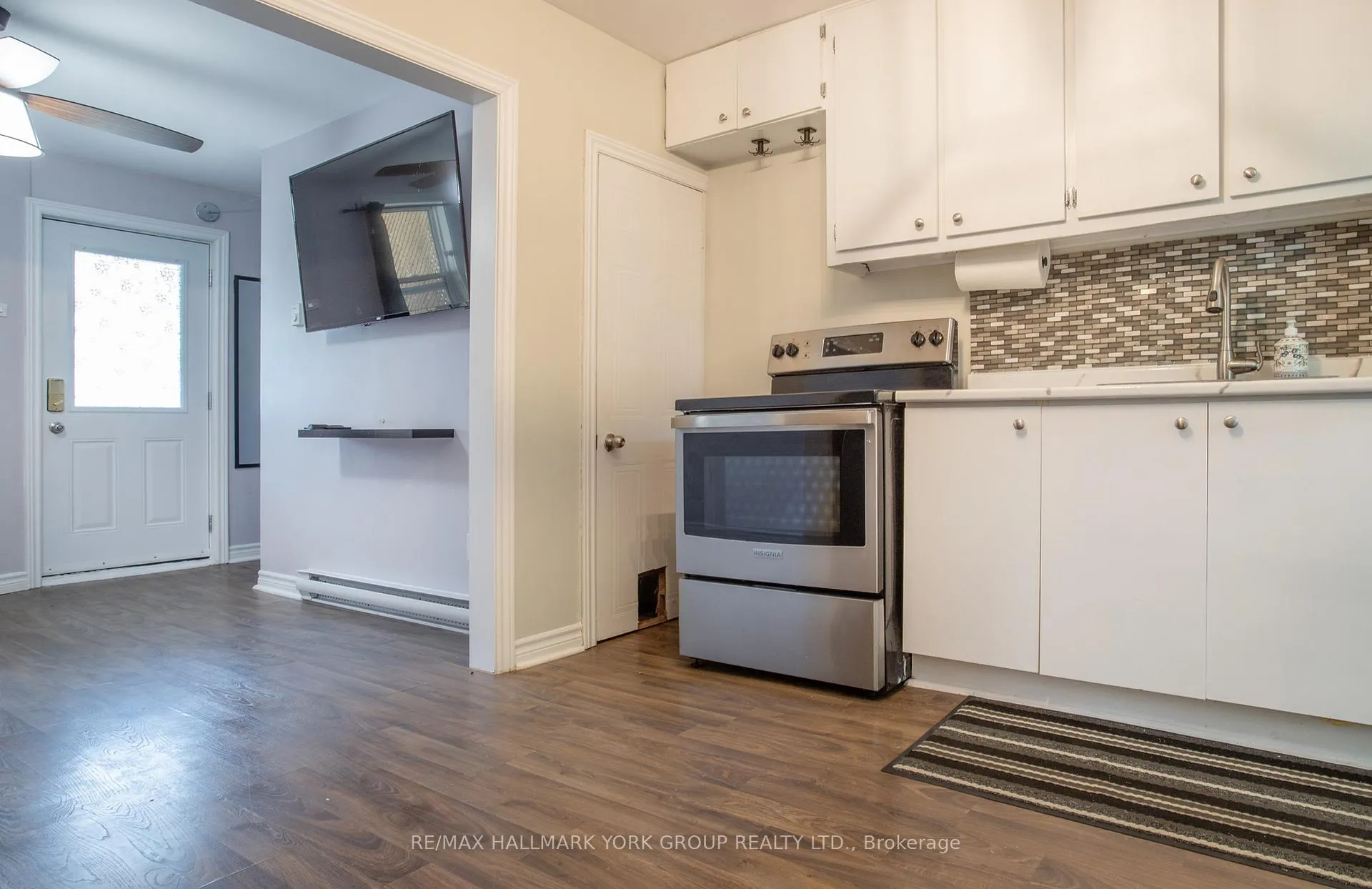 Photo 8 of 112.5 Olive Avenue, Oshawa, Central — HOMEH