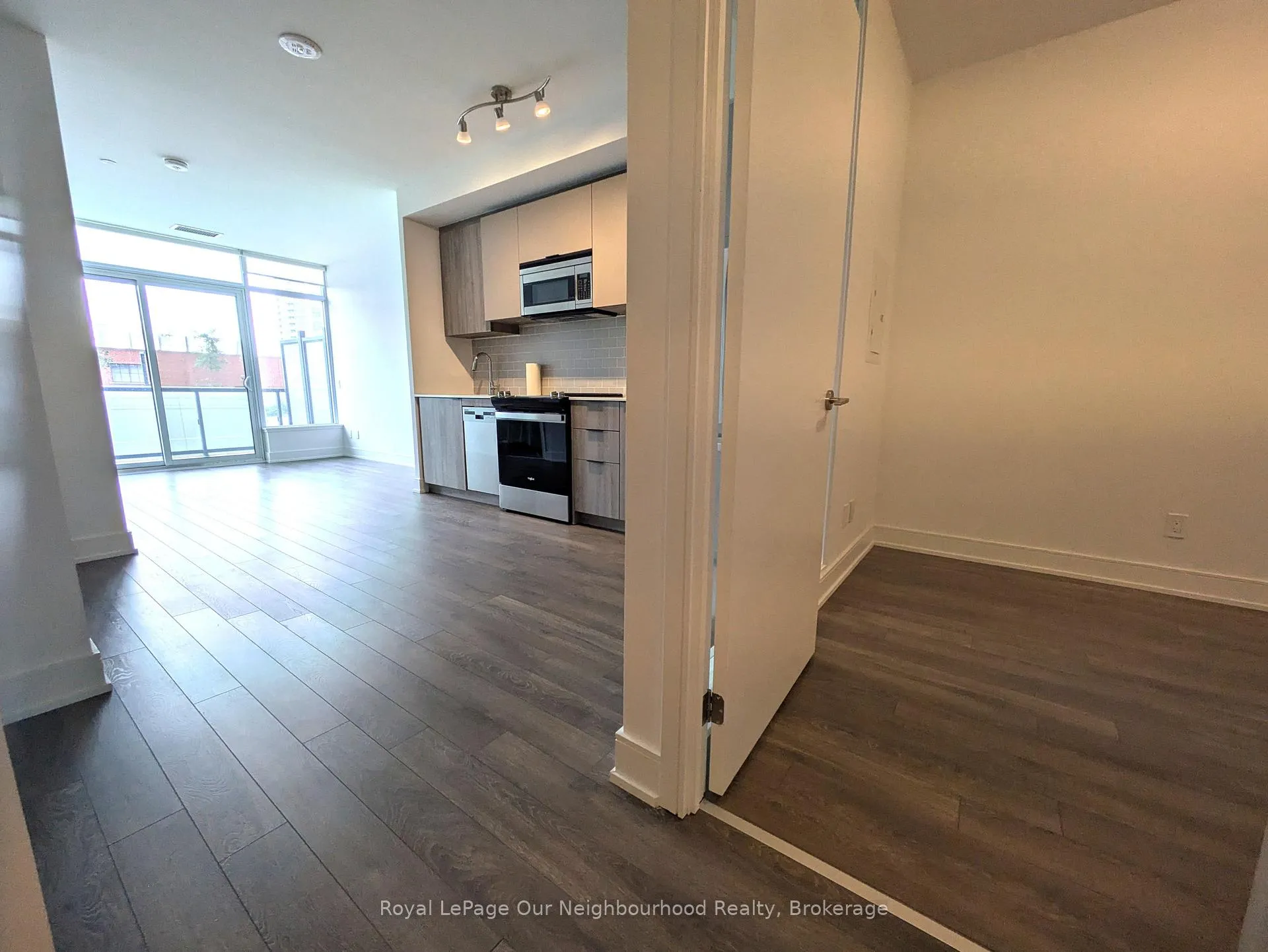 Photo 4 of Unit 211, 1350 Ellesmere Road, Scarborough, Bendale — HOMEH