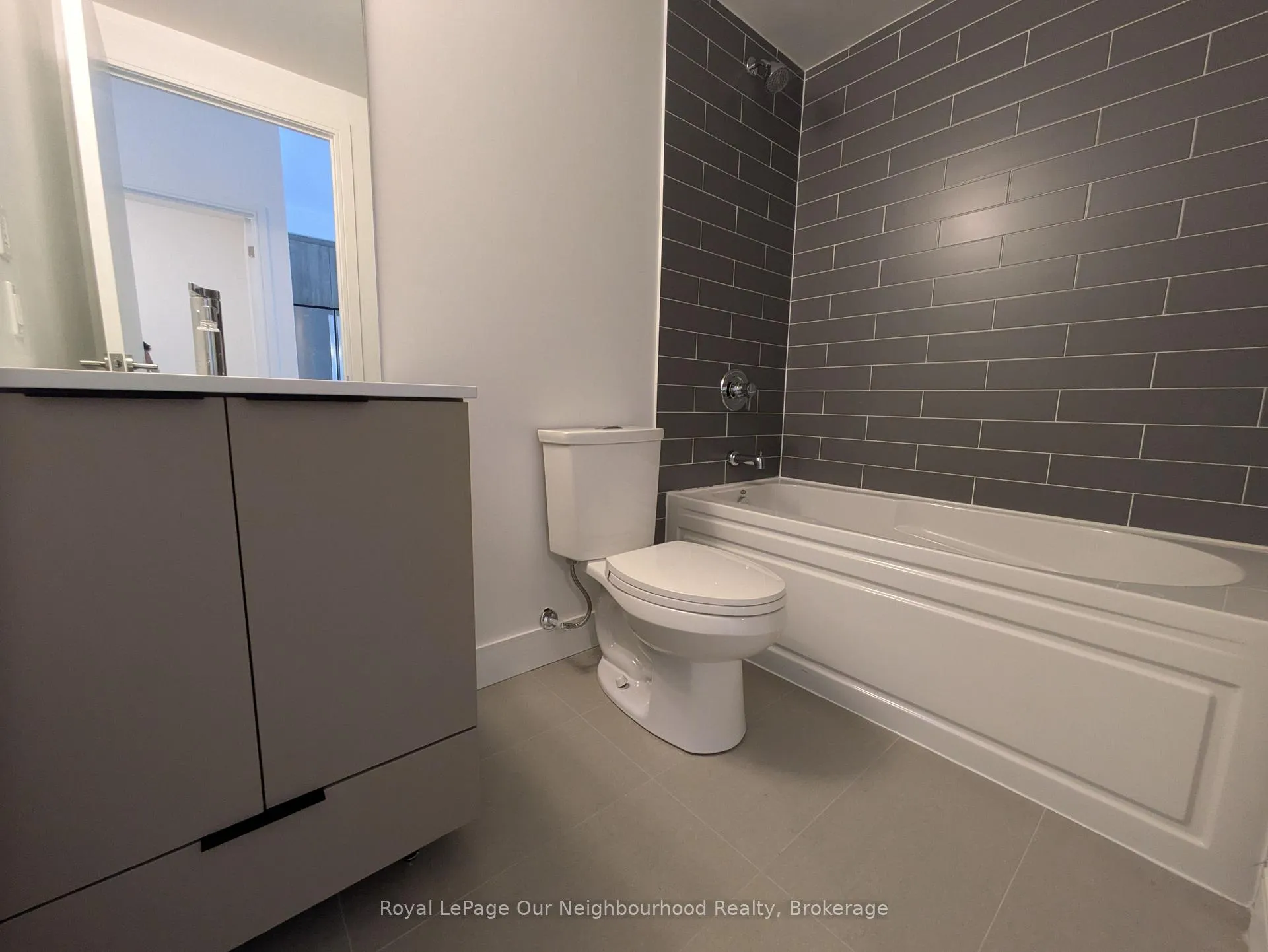 Photo 5 of Unit 211, 1350 Ellesmere Road, Scarborough, Bendale — HOMEH