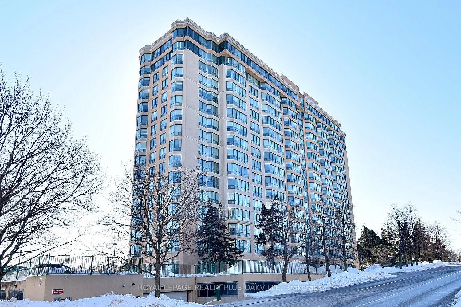 Photo 1 of Unit 1105, 100 Millside Drive, Milton, Old Milton — HOMEH