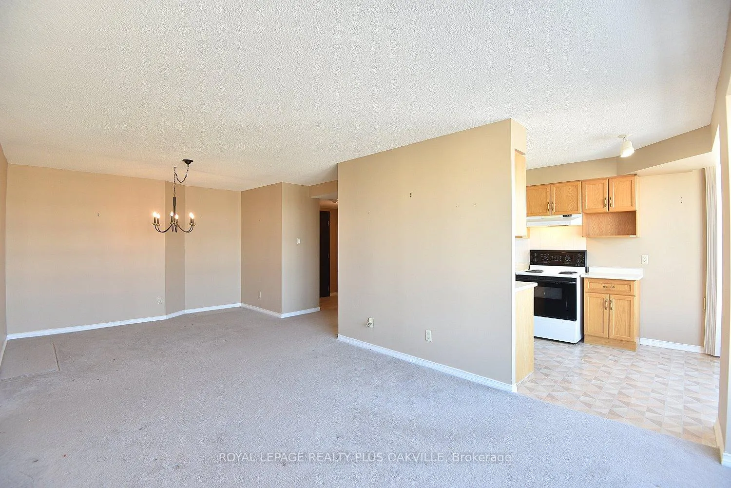 Photo 7 of Unit 1105, 100 Millside Drive, Milton, Old Milton — HOMEH