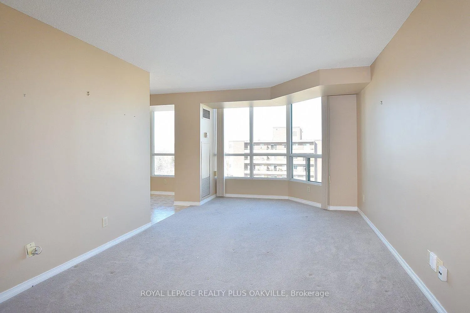 Photo 9 of Unit 1105, 100 Millside Drive, Milton, Old Milton — HOMEH