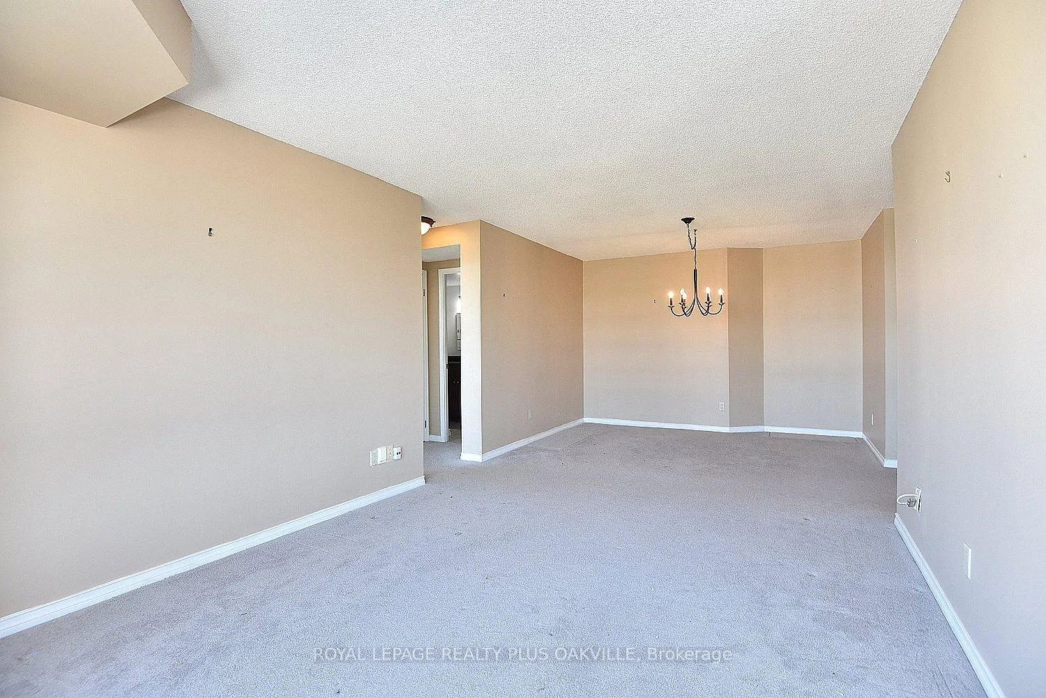 Photo 11 of Unit 1105, 100 Millside Drive, Milton, Old Milton — HOMEH