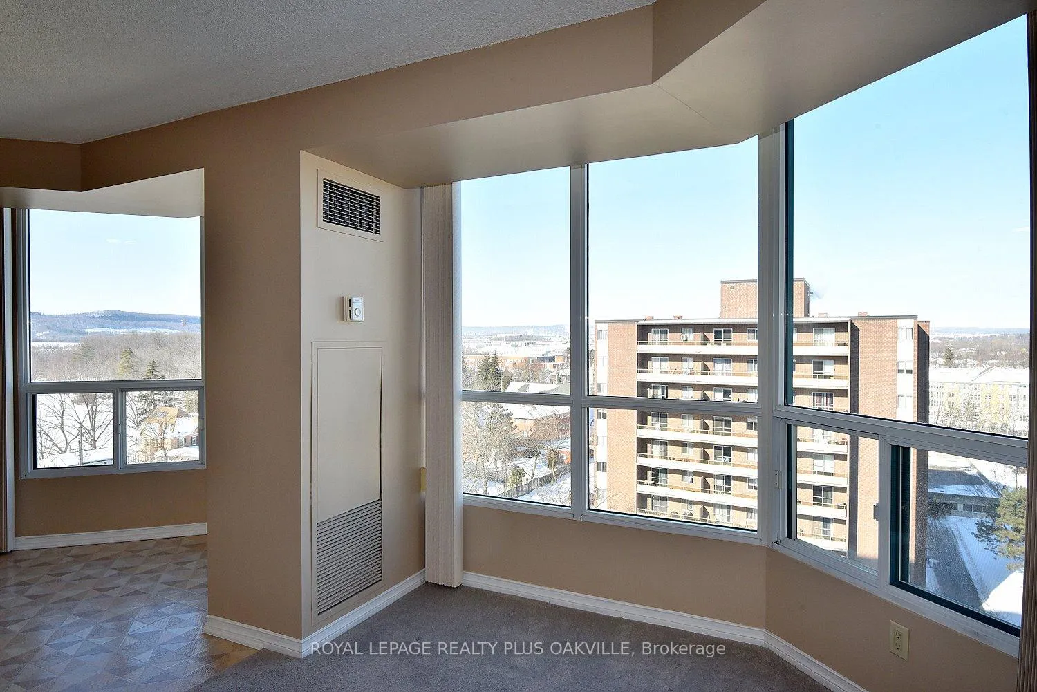 Photo 12 of Unit 1105, 100 Millside Drive, Milton, Old Milton — HOMEH