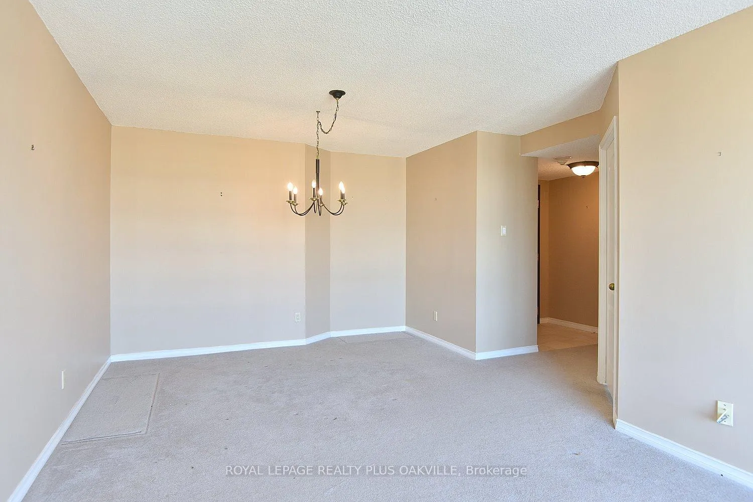 Photo 14 of Unit 1105, 100 Millside Drive, Milton, Old Milton — HOMEH
