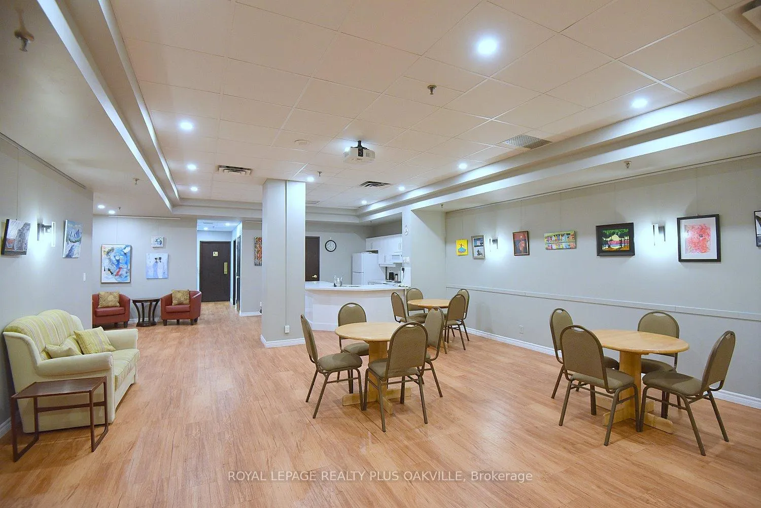 Photo 39 of Unit 1105, 100 Millside Drive, Milton, Old Milton — HOMEH