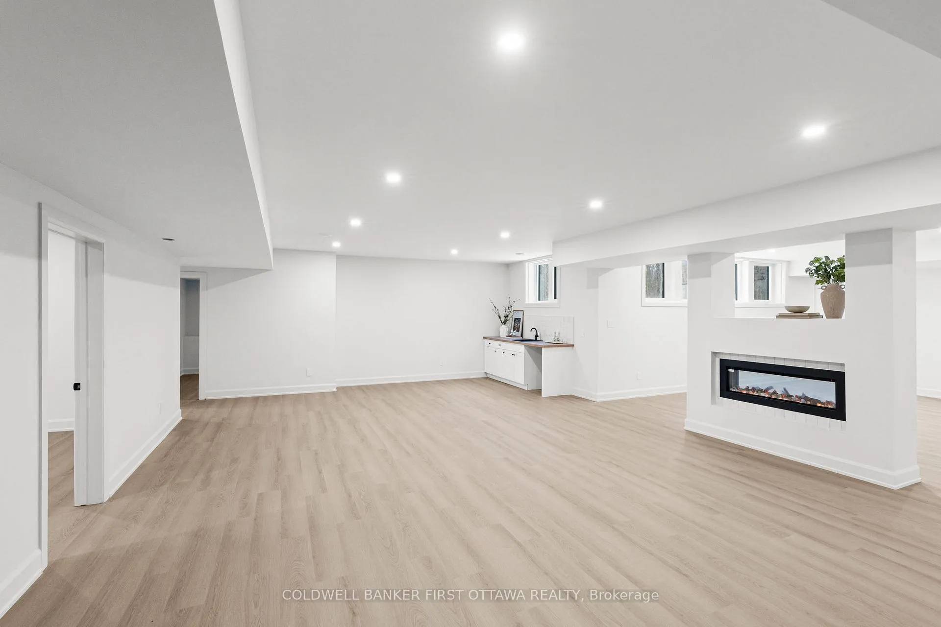 Photo 39 of 571 Shoreway Drive, Ottawa, Greely — HOMEH