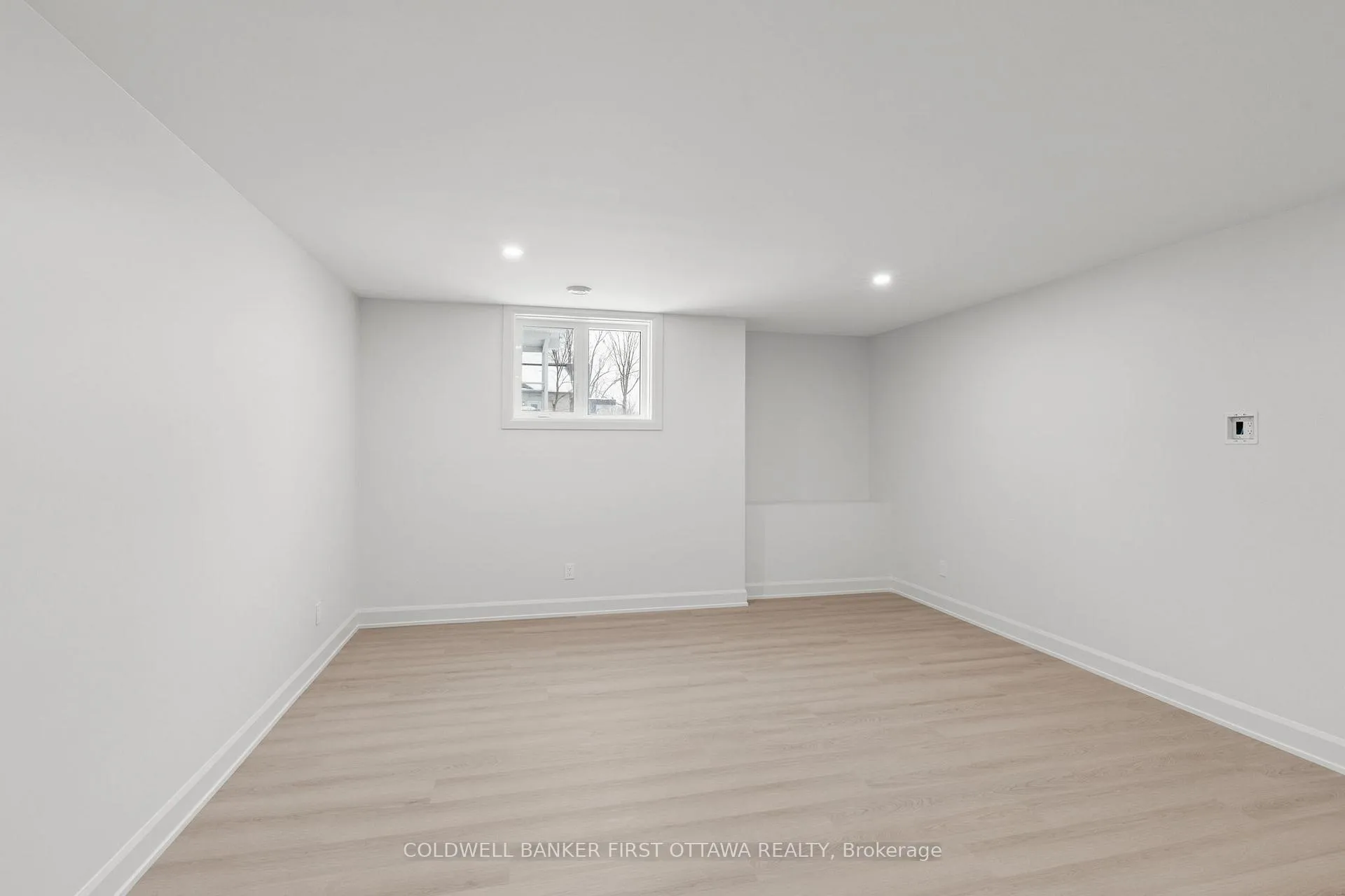 Photo 41 of 571 Shoreway Drive, Ottawa, Greely — HOMEH