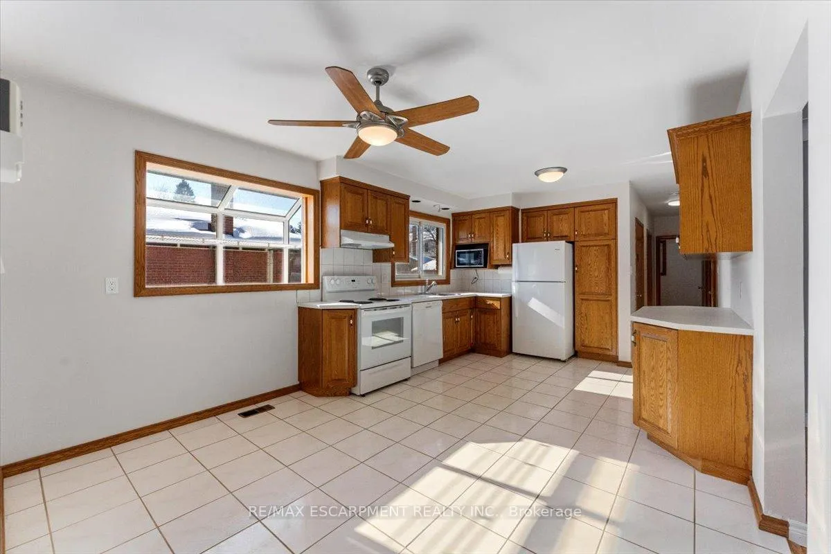 Photo 5 of 294 Upper Paradise Road, Hamilton, Westcliffe — HOMEH