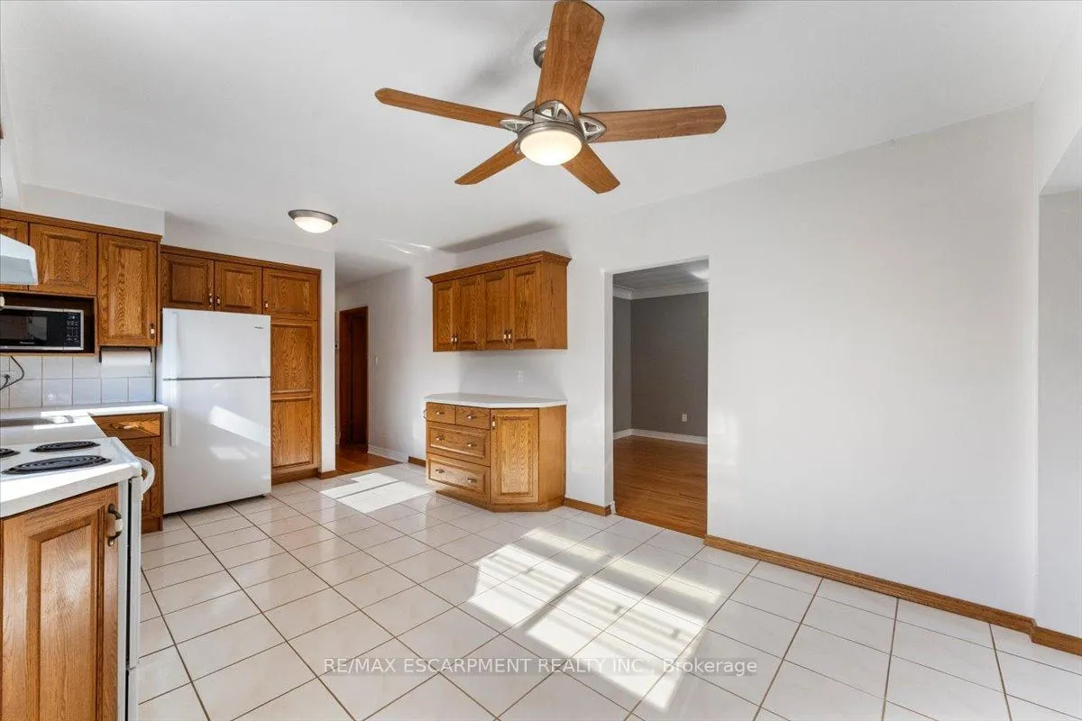 Photo 7 of 294 Upper Paradise Road, Hamilton, Westcliffe — HOMEH