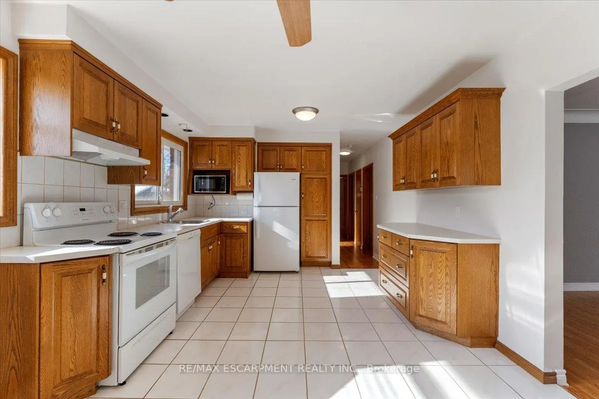Photo 8 of 294 Upper Paradise Road, Hamilton, Westcliffe — HOMEH