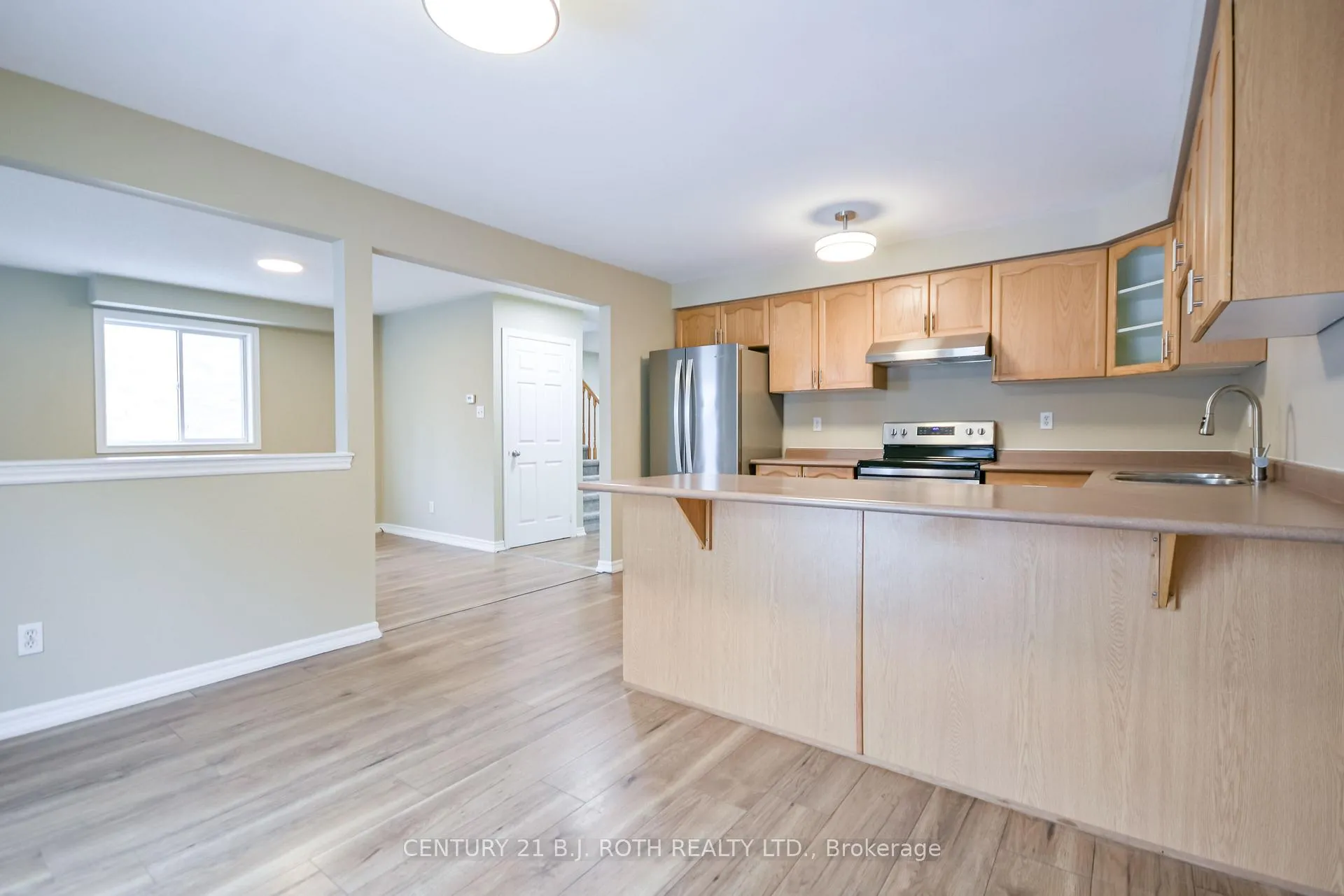 Photo 9 of 194 Sundew Drive, Barrie, Holly — HOMEH