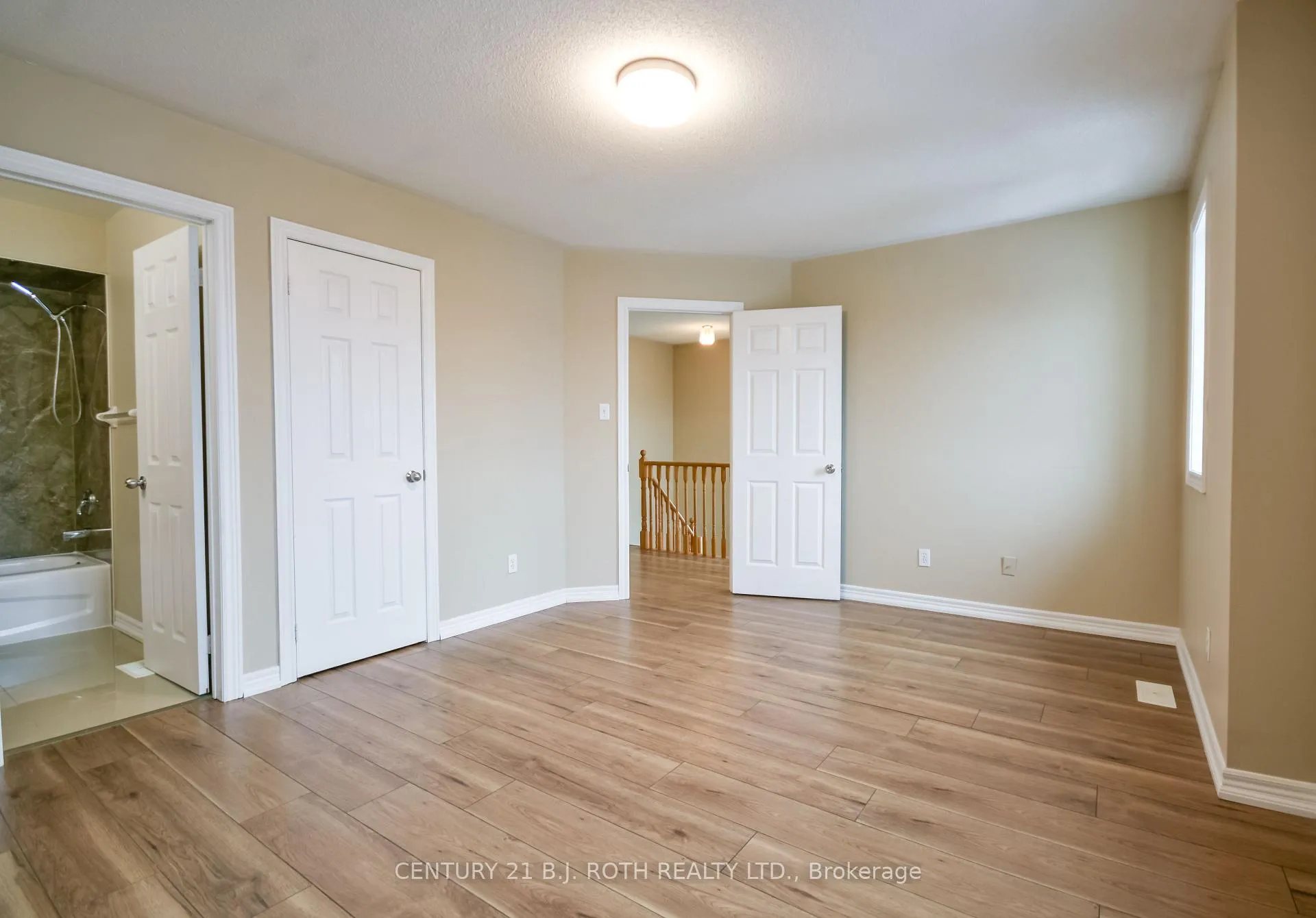 Photo 21 of 194 Sundew Drive, Barrie, Holly — HOMEH