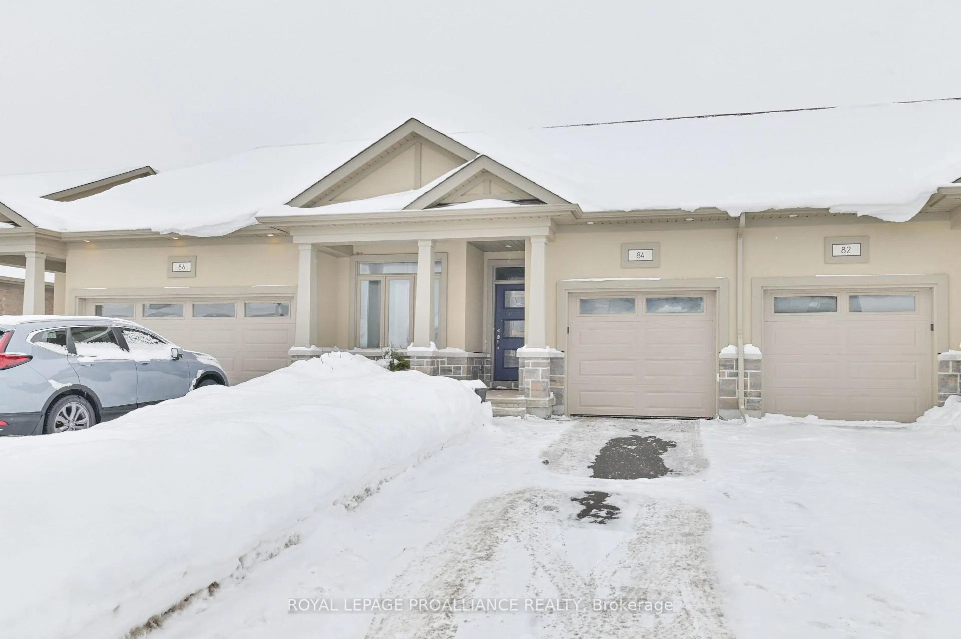 Photo 3 of 84 Athabaska Drive, Belleville, Thurlow Ward — HOMEH