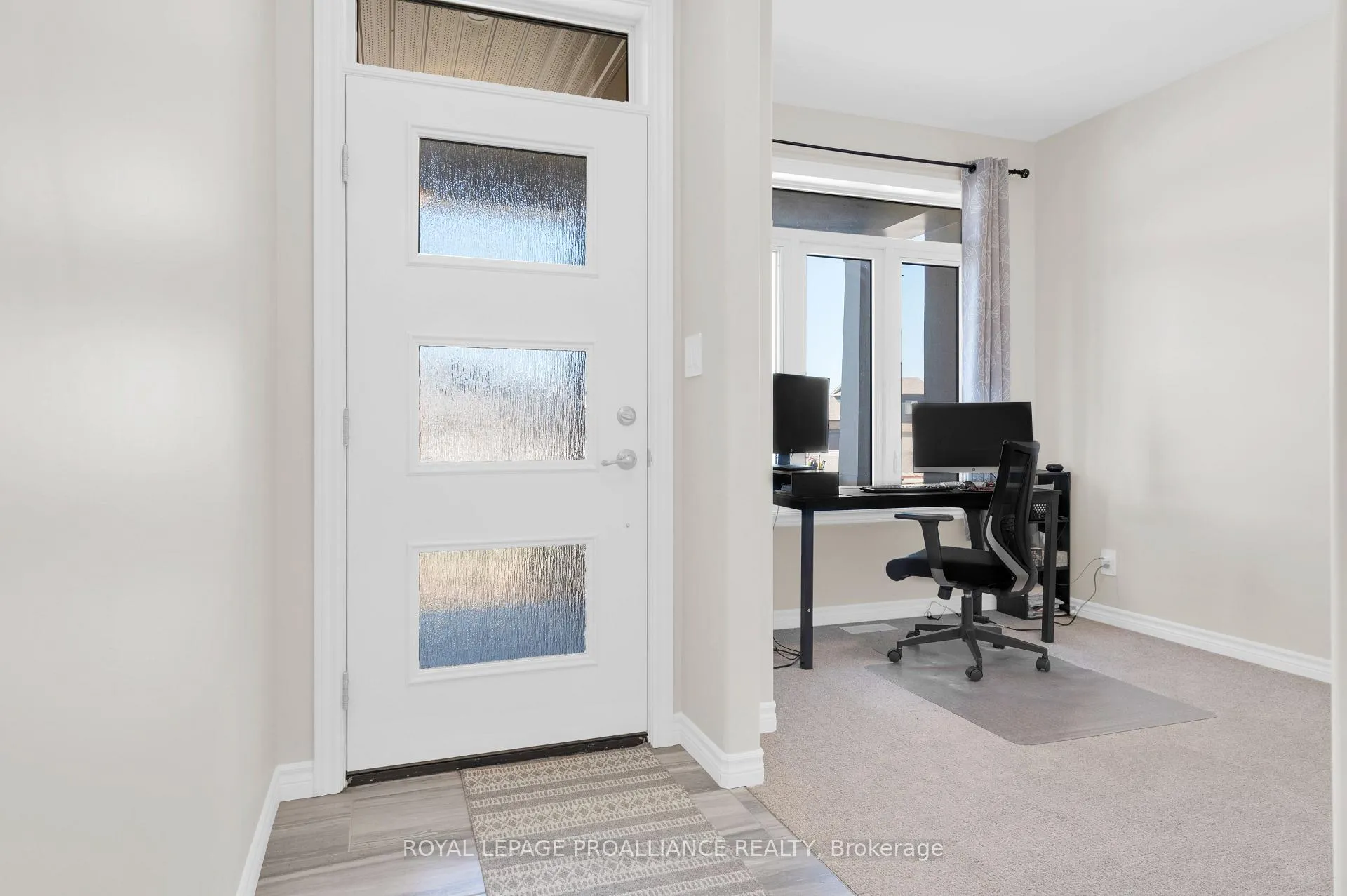 Photo 6 of 84 Athabaska Drive, Belleville, Thurlow Ward — HOMEH