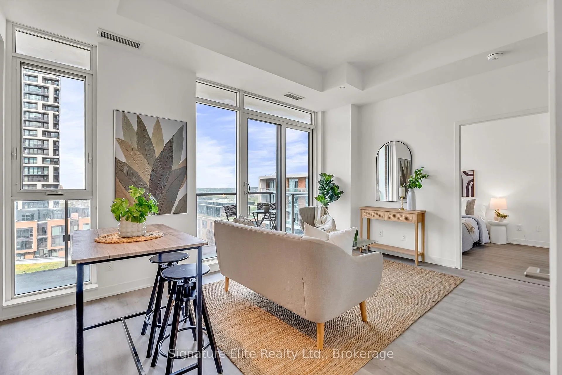 Photo 4 of Unit 1429, 8119 Birchmount Road, Markham, Unionville — HOMEH