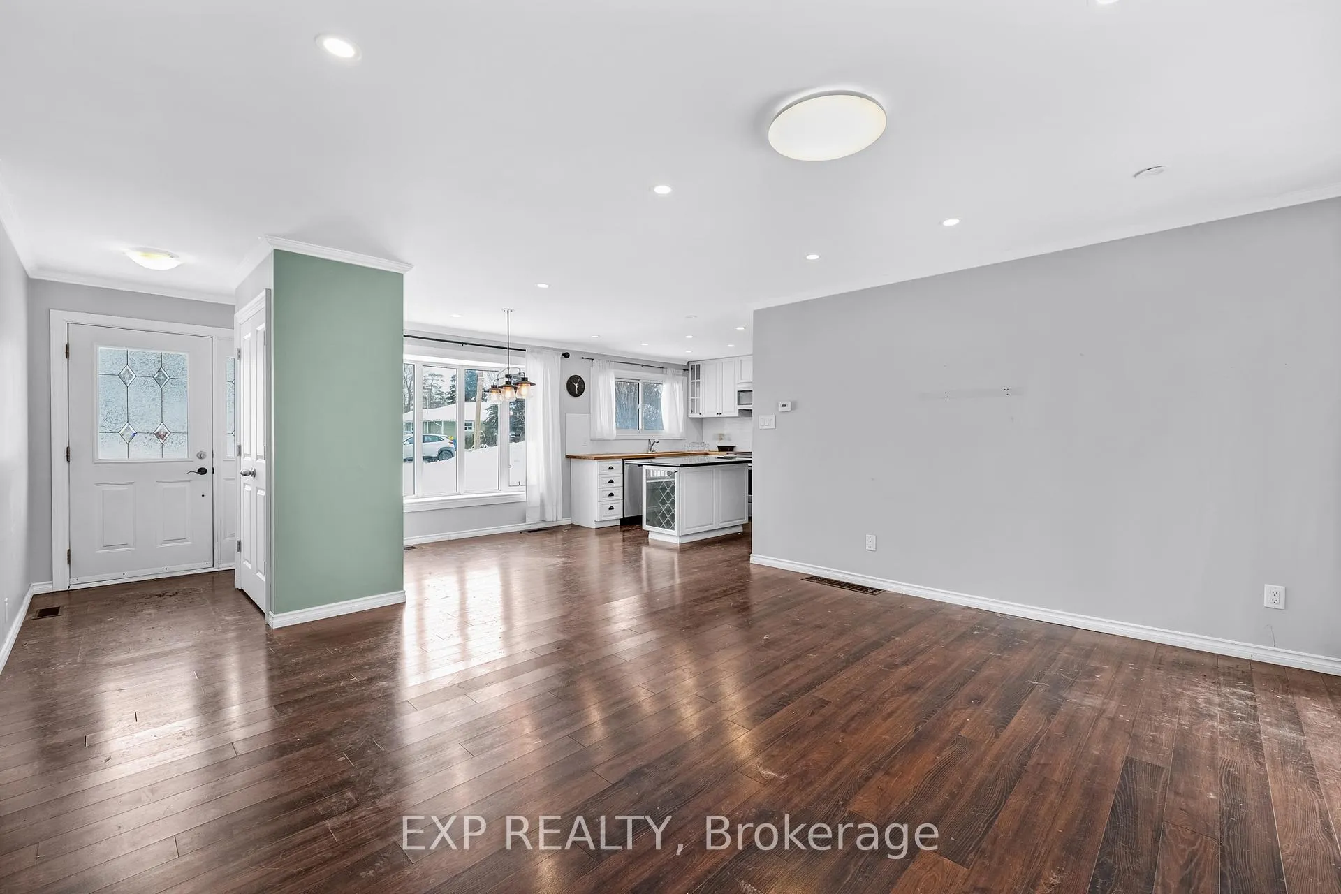 Photo 8 of 183 Spring Road, Georgina, Keswick North — HOMEH